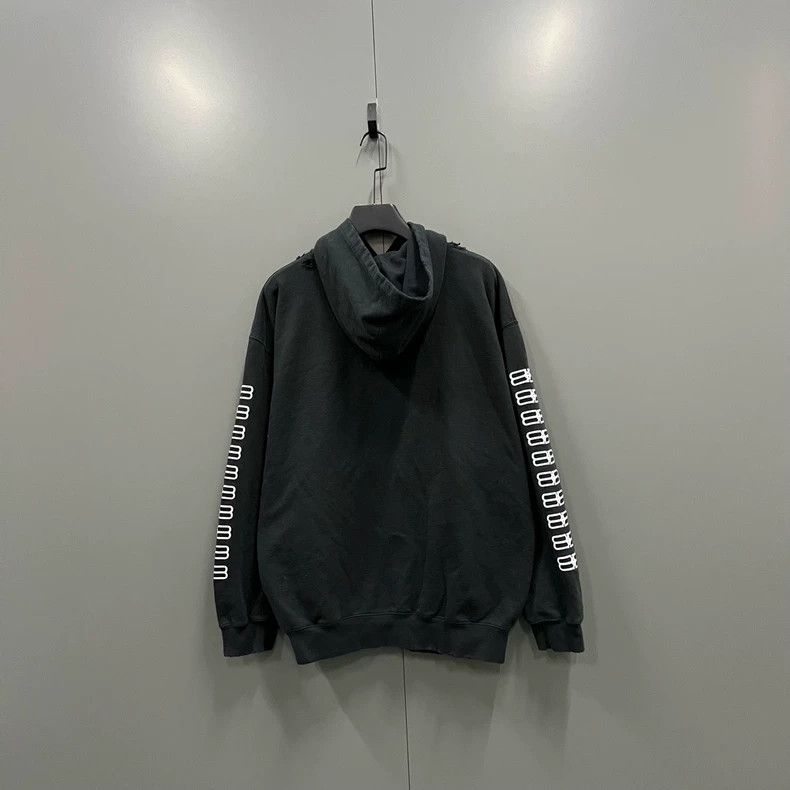 Balenciaga Balenciaga Double B Embroidered Unicorn Arm Hoodie Size US S / EU 44-46 / 1 - 2 Thumbnail