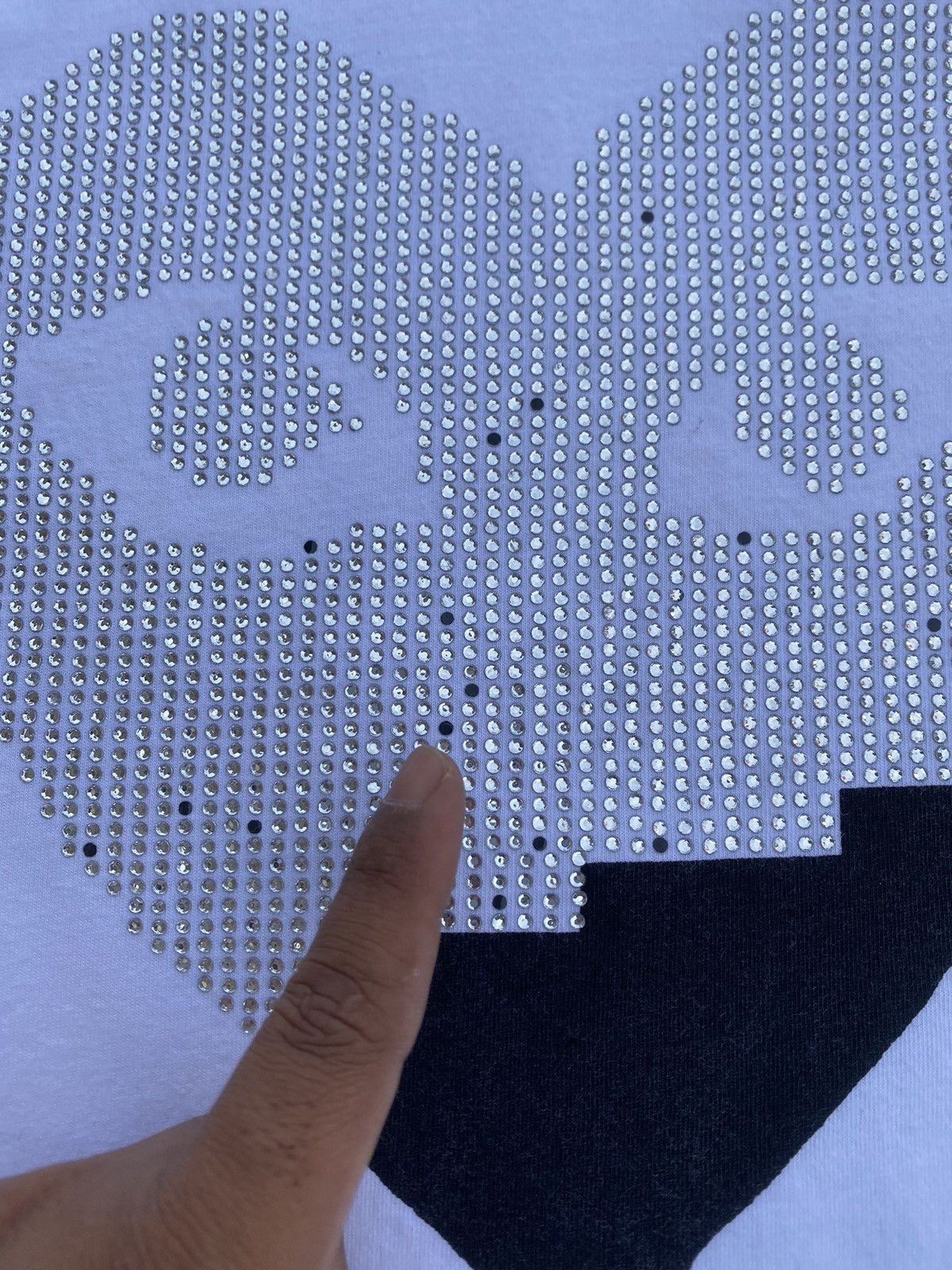 Comme des Garcons Rare Comme Des Garcons CDG Play Swarovski Tee Size US S / EU 44-46 / 1 - 13 Thumbnail