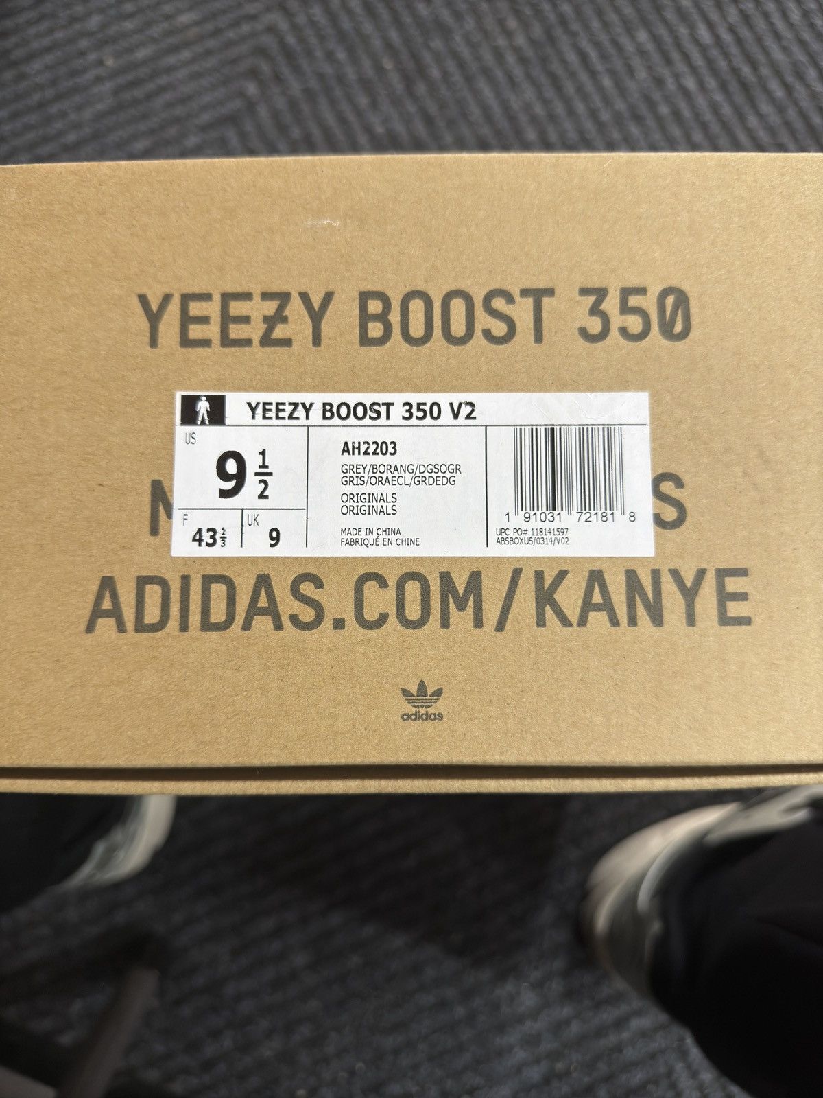 Adidas × Yeezy Adidas Yeezy 350v2 “Beluga 2.0” Size US 9.5 / EU 42-43 - 8 Thumbnail
