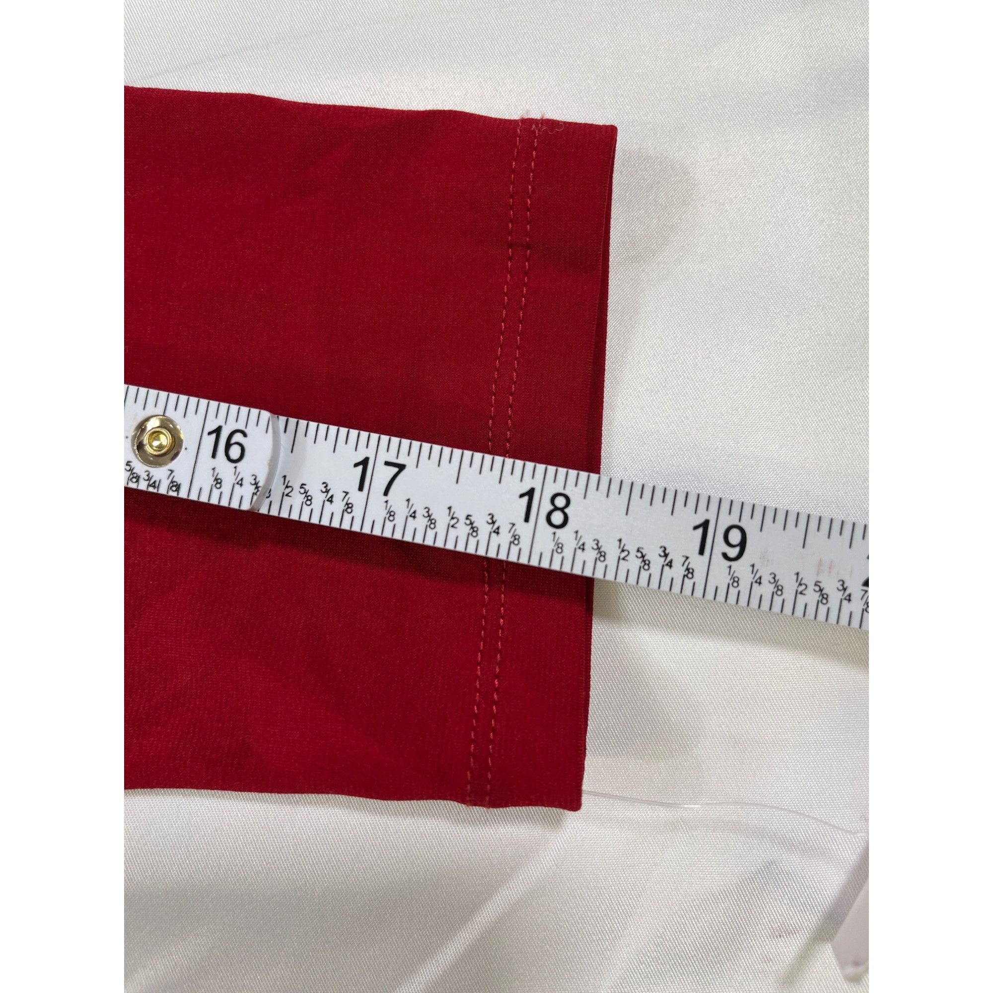 MAGGY LONDON Maggy London SKU 7612 Red Ruffle V-Neck Dress Size 10 Size L / US 10 / IT 46 - 7 Thumbnail