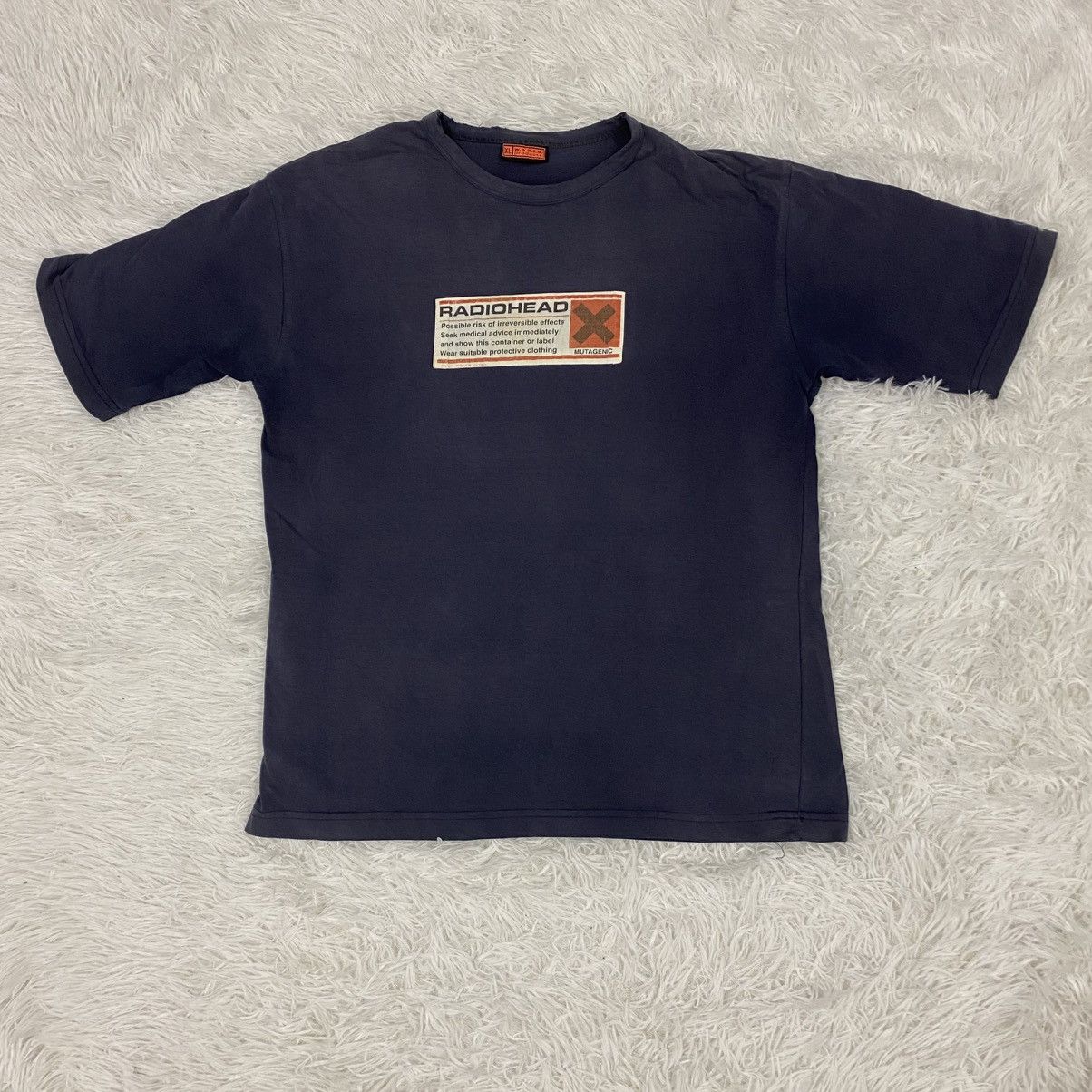 Band Tees Distressed vintage rock band radiohead Size US M / EU 48-50 / 2 - 1 Thumbnail