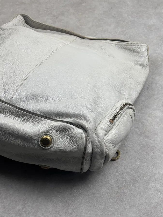 Marc Jacobs 2000s Marc by Marc Jacobs Cream Leather Multi-Pocket Shoulder Bag Size ONE SIZE - 12 Thumbnail