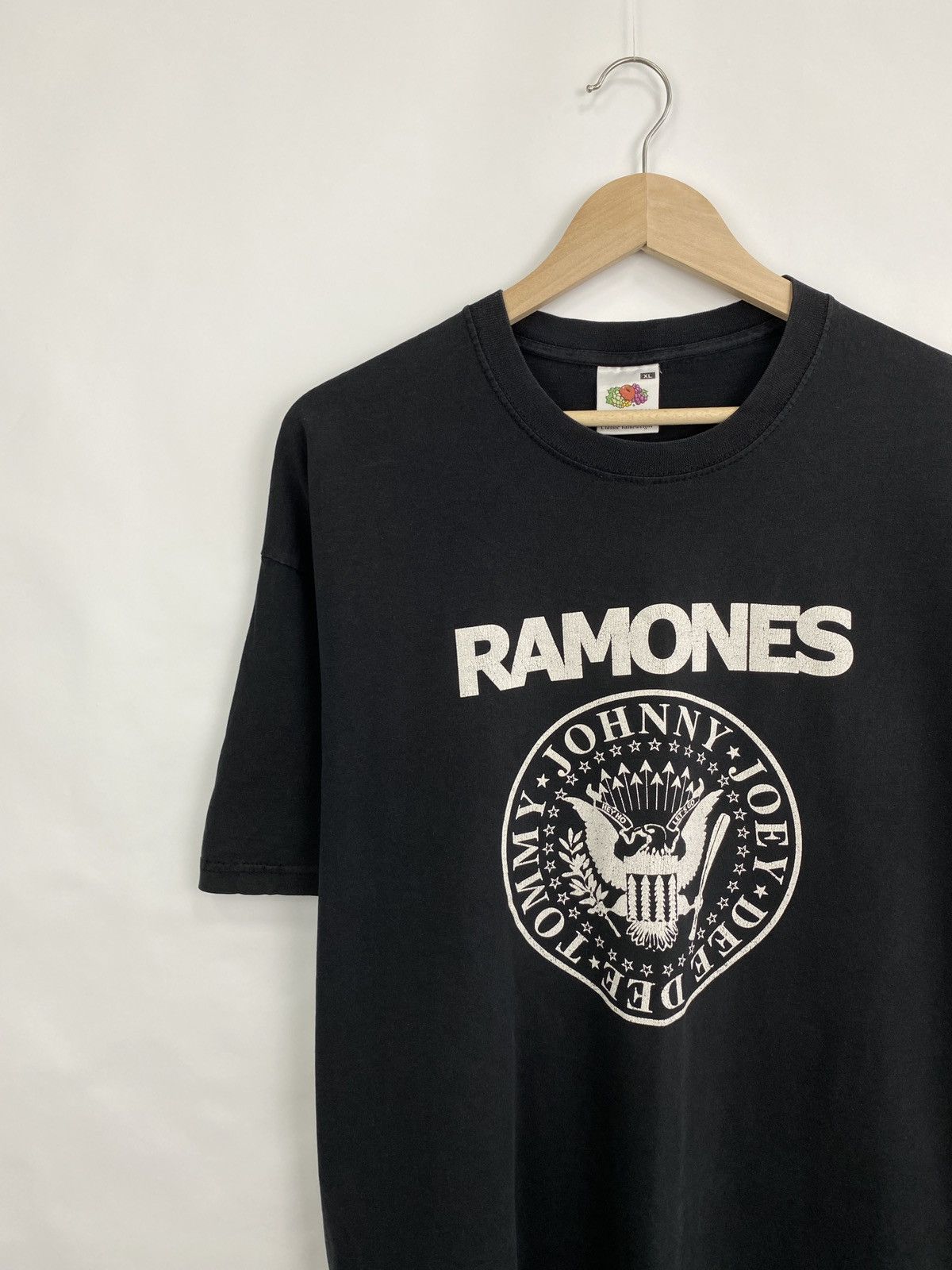 Band Tees × Vintage Vintage Ramones Rock band t-shirt Size US XL / EU 56 / 4 - 2 Thumbnail