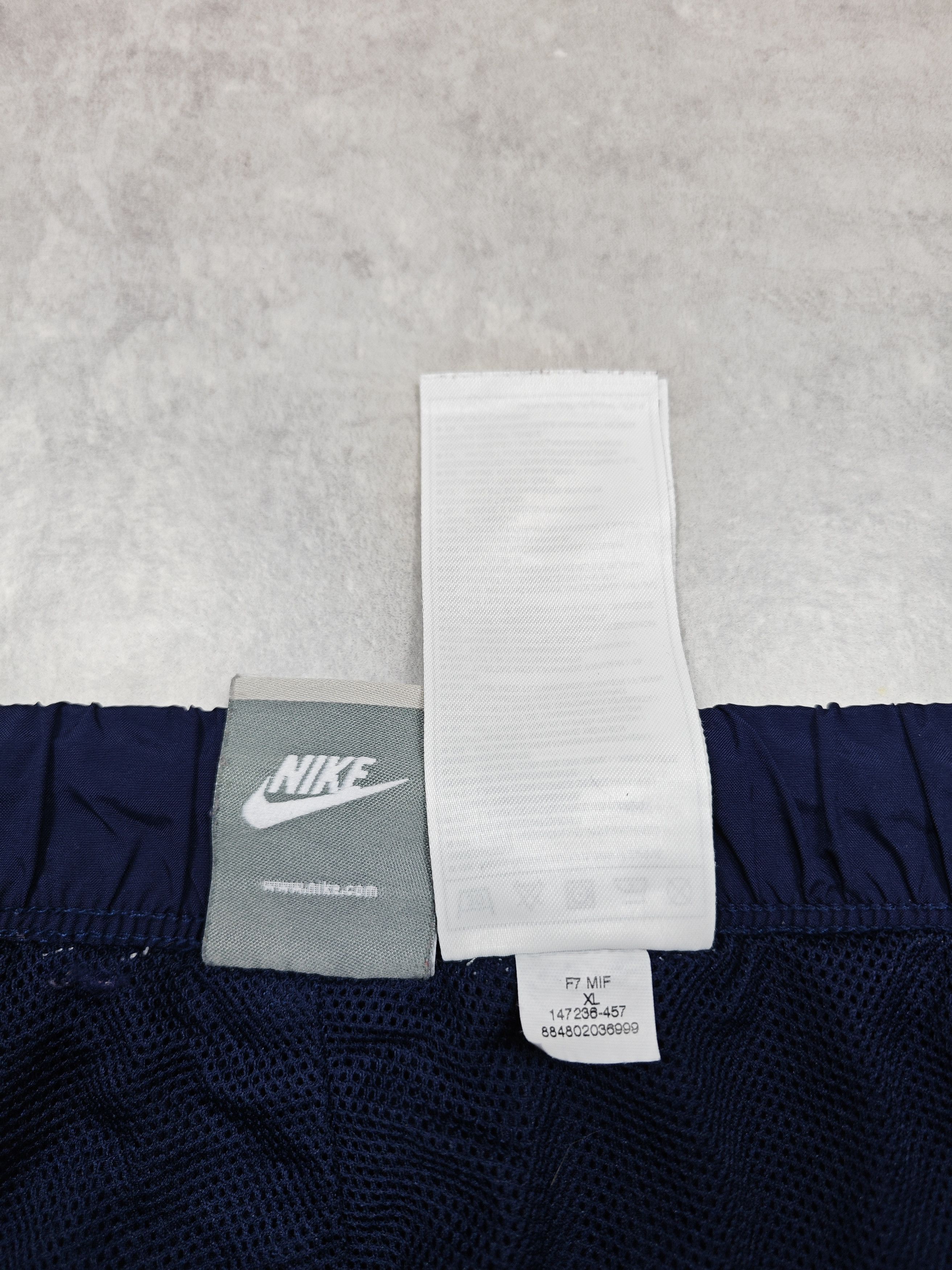 Nike Nike Vintage Track Pants Size US 36 / EU 52 - 10 Thumbnail