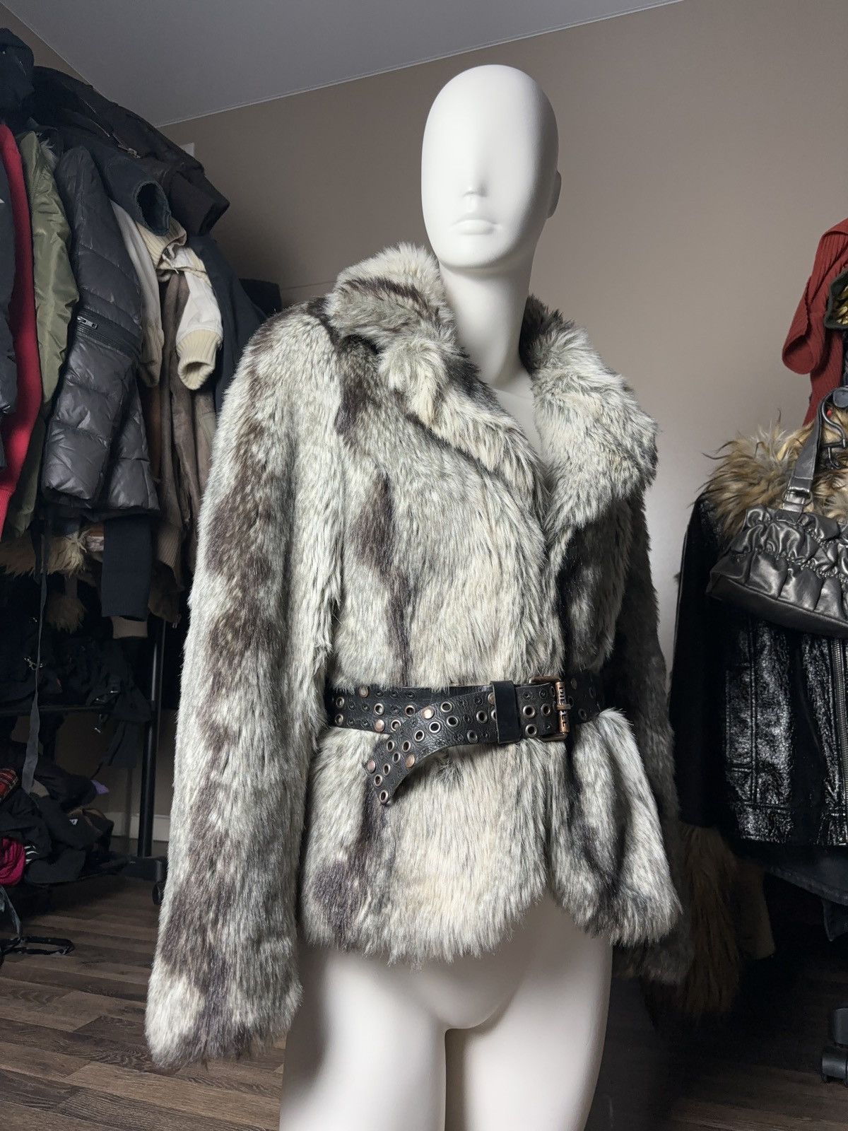 Vintage Vintage amazing faux fur coat fluffy opium coat Size M / US 6-8 / IT 42-44 - 2 Thumbnail