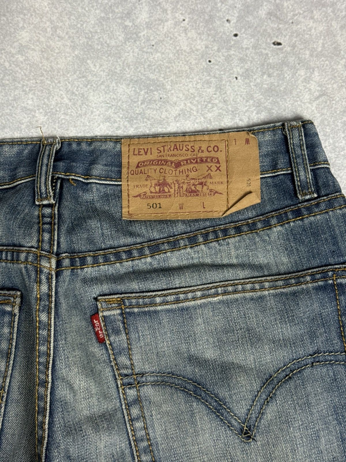 Levi's Vintage Clothing Vintage Levis 501 Made in USA Washed Jeans Size US 32 / EU 48 - 7 Thumbnail