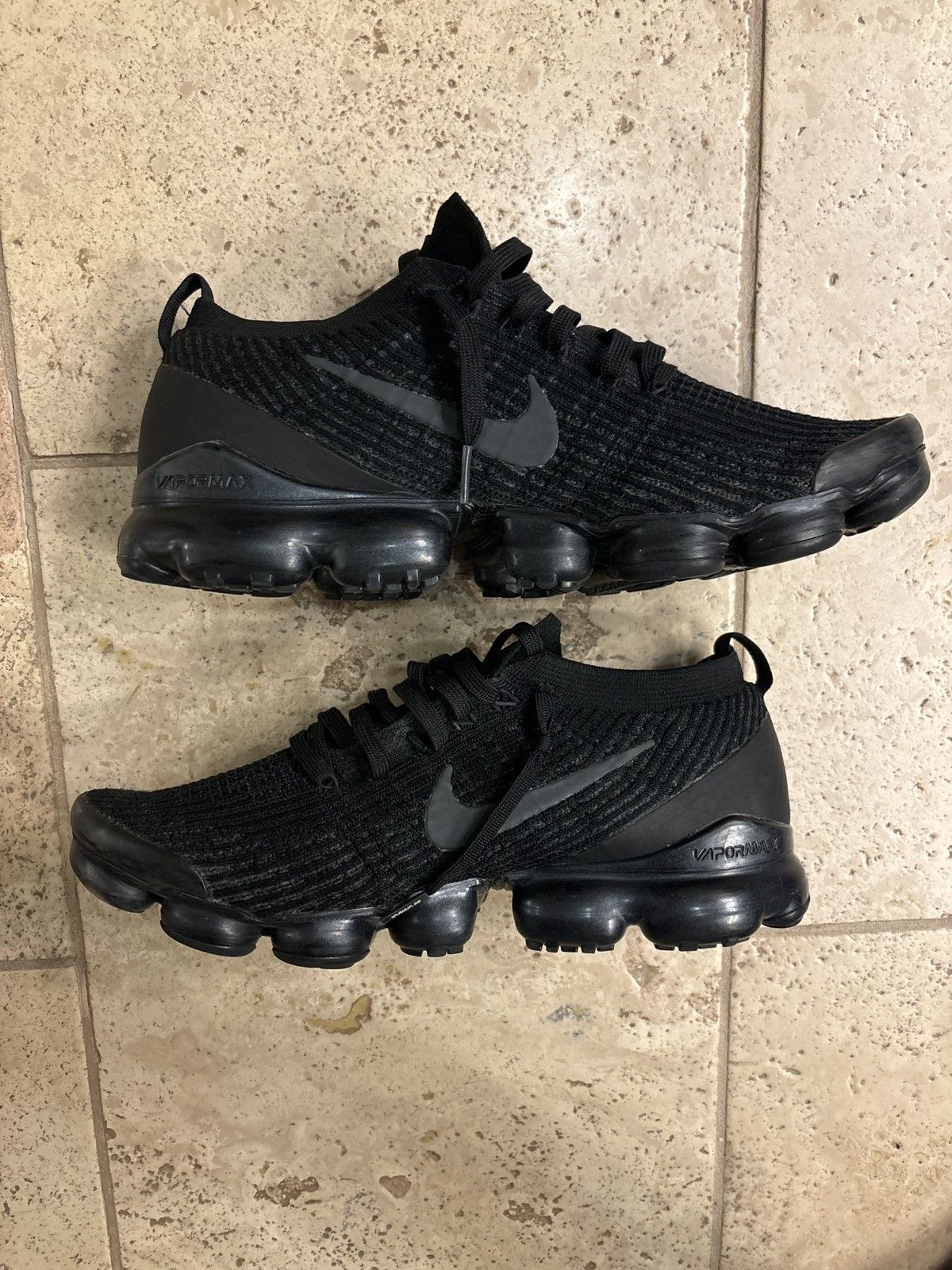 Nike Nike VaporMax Flyknit 3 Size US 11 / EU 44 - 1 Thumbnail