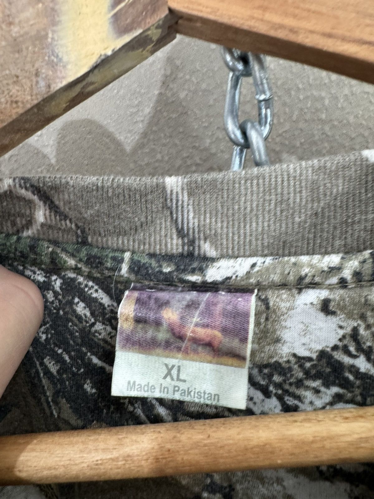 Vintage Vintage 1990s Mossy Oak RealTree T-Shirt Size US XL / EU 56 / 4 - 3 Thumbnail