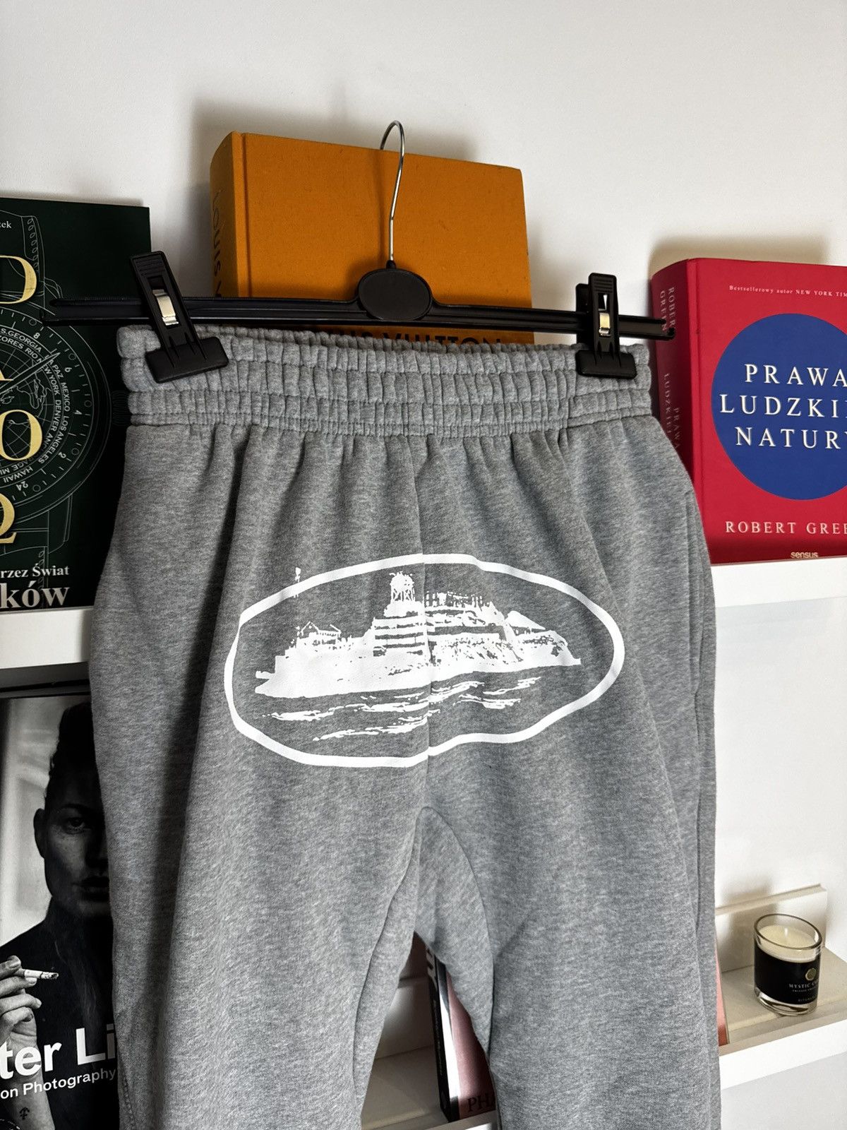 Corteiz Cortiez Alcatraz Sweatpants Drill hype streetwear rare Size US 30 / EU 46 - 3 Thumbnail