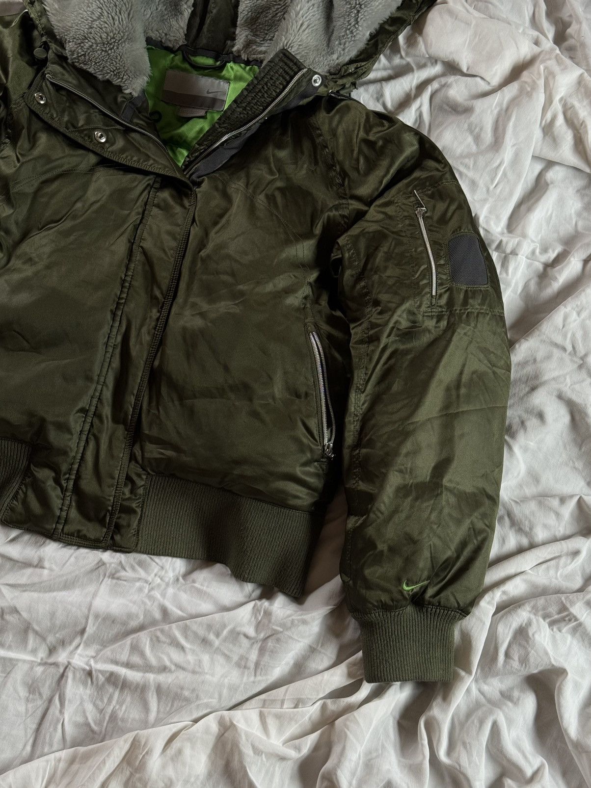 Nike Nike vintage hooded zip down bomber jacket 203101 techwear Size XL / US 12-14 / IT 48-50 - 2 Thumbnail