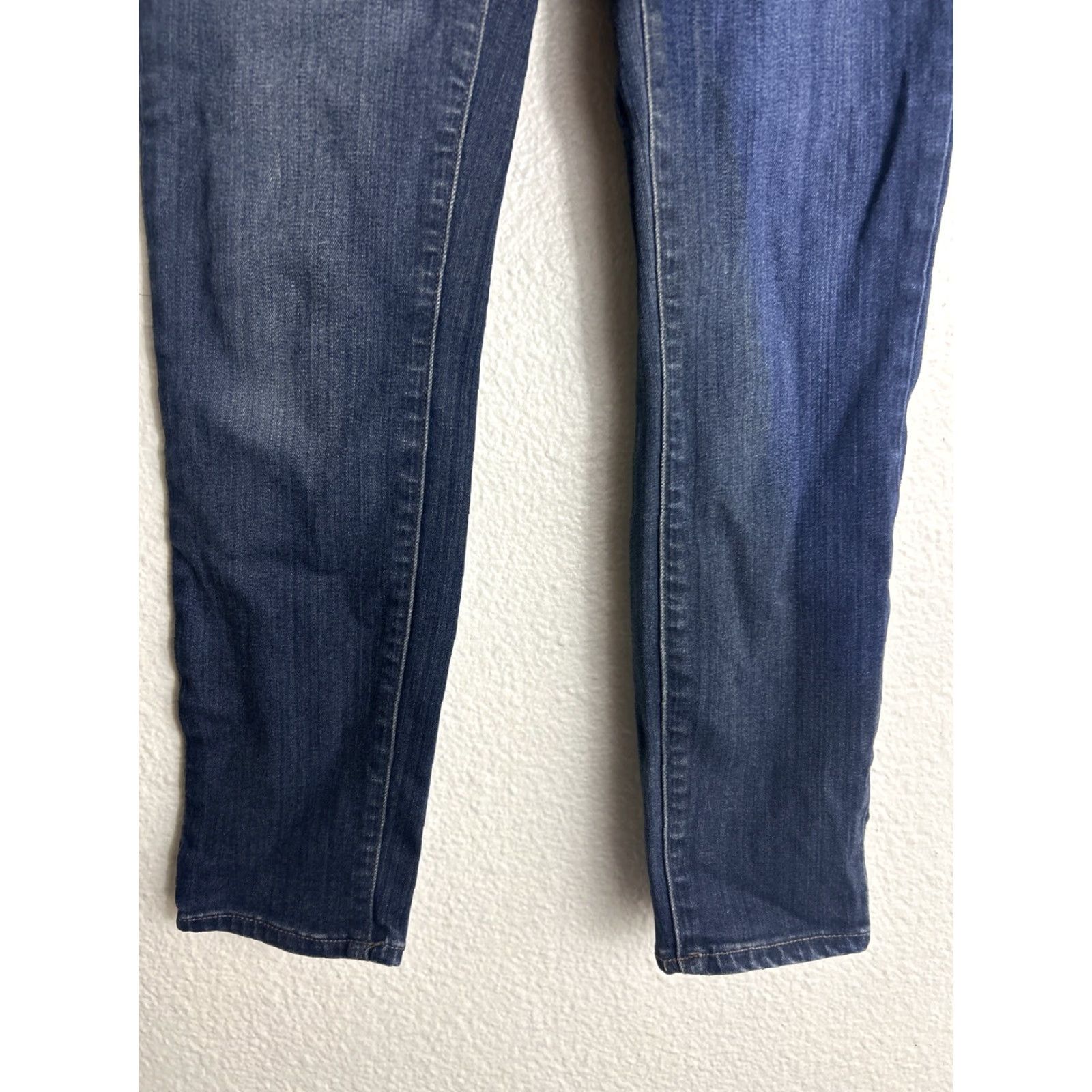 Paige Paige Womens Jeans Edgemont Crop Zipper Blue Dark Wash 28x26 Skinny Stretch Low Rise Regular Womens Jeans Size 28" / US 6 / IT 42 - 2 Thumbnail