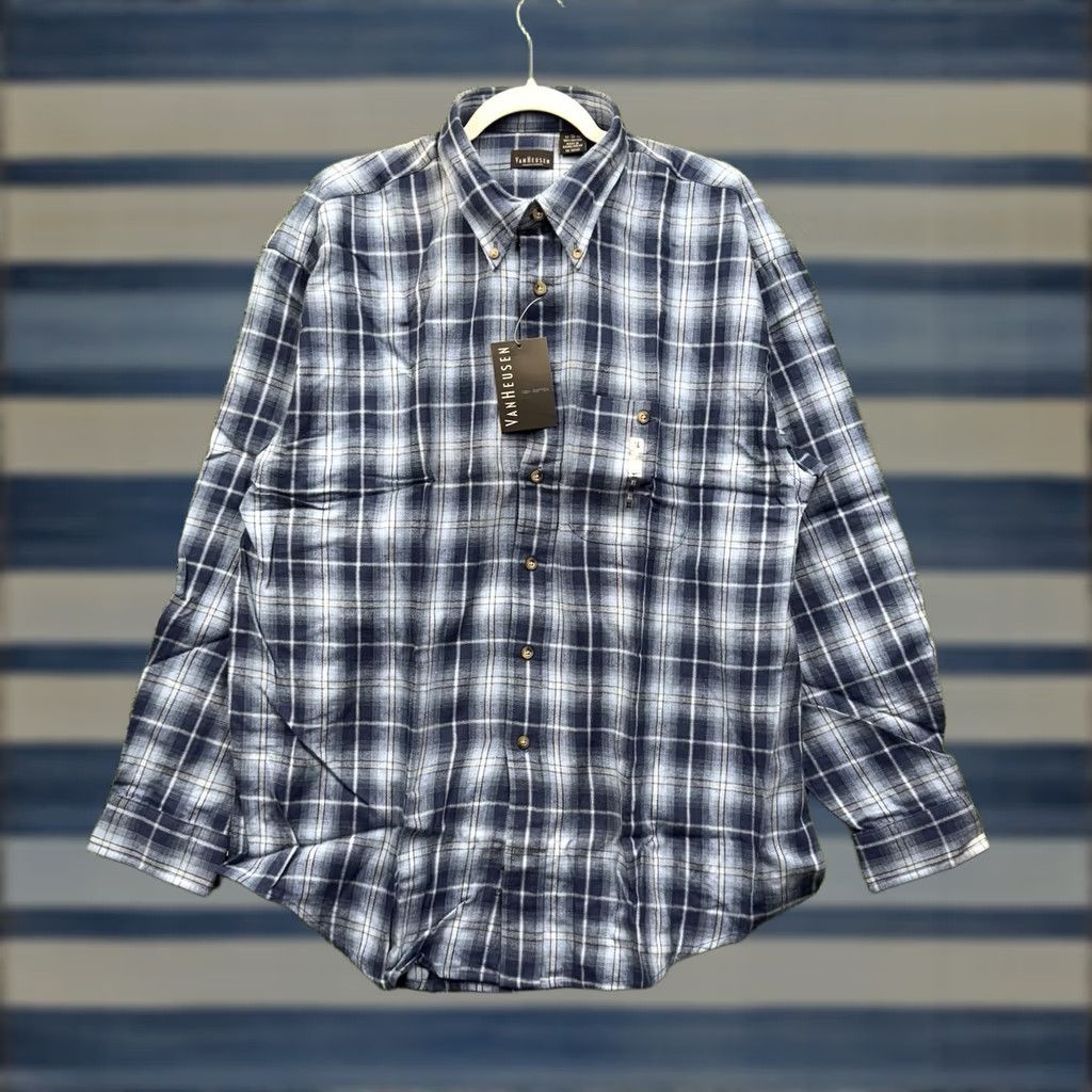 Van Heusen Van Heusen Button-Up Flannel Shirt XL Mens Blue Plaid Size US XL / EU 56 / 4 - 1 Thumbnail