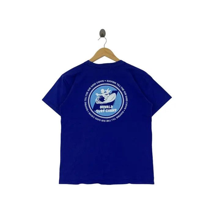 Disney Vintage TOKYO DISNEYLAND RESORT Donald Surf Champ Tee Shirt Size M / US 6-8 / IT 42-44 - 3 Thumbnail