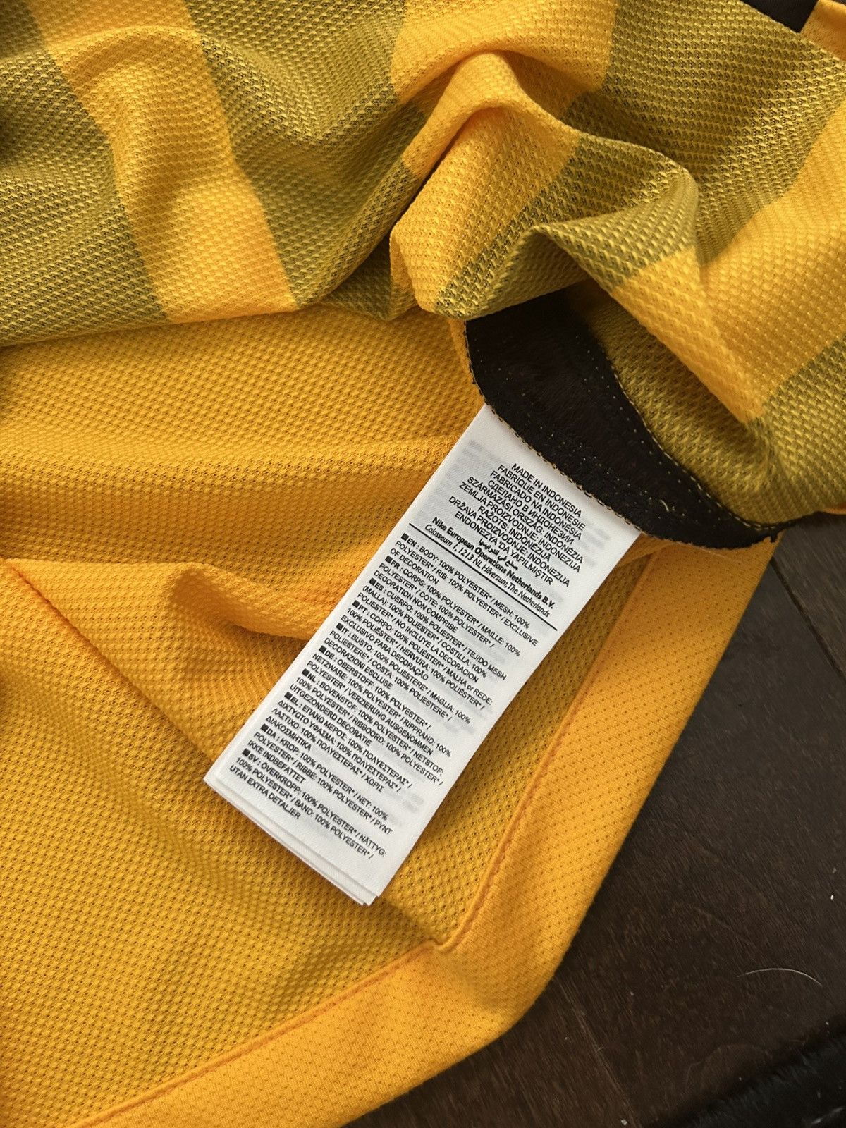 Nike Nike Kaizer Chiefs 2012/2013 Home Kit Size US M / EU 48-50 / 2 - 5 Thumbnail