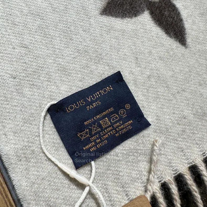 Louis Vuitton Louis Vuitton Gradient full printed slogan cashmere scarf Size ONE SIZE - 5 Thumbnail