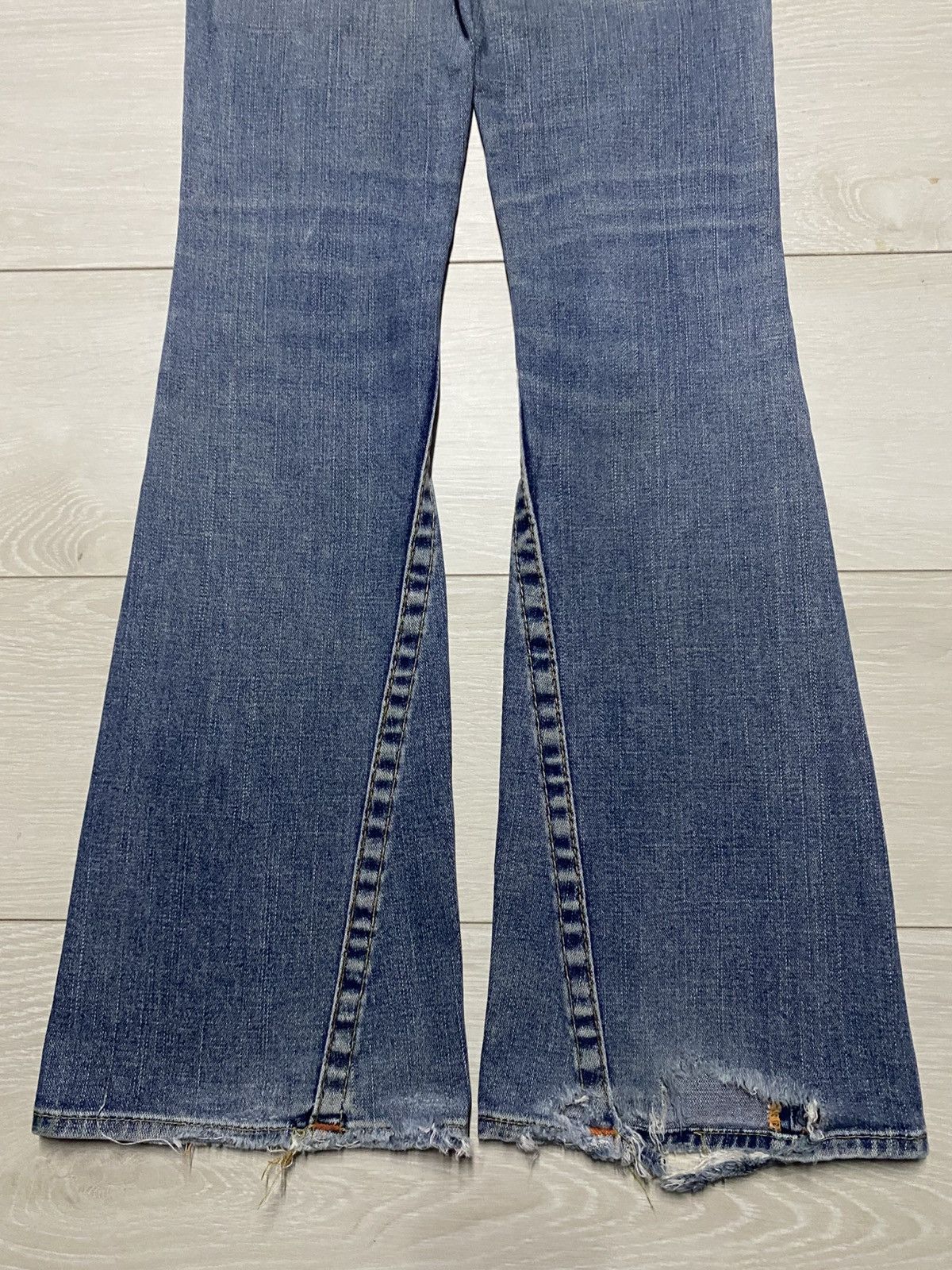 True Religion True Religion Distressed Flare Twist Leg Jeans Size US 28 / EU 44 - 6 Thumbnail