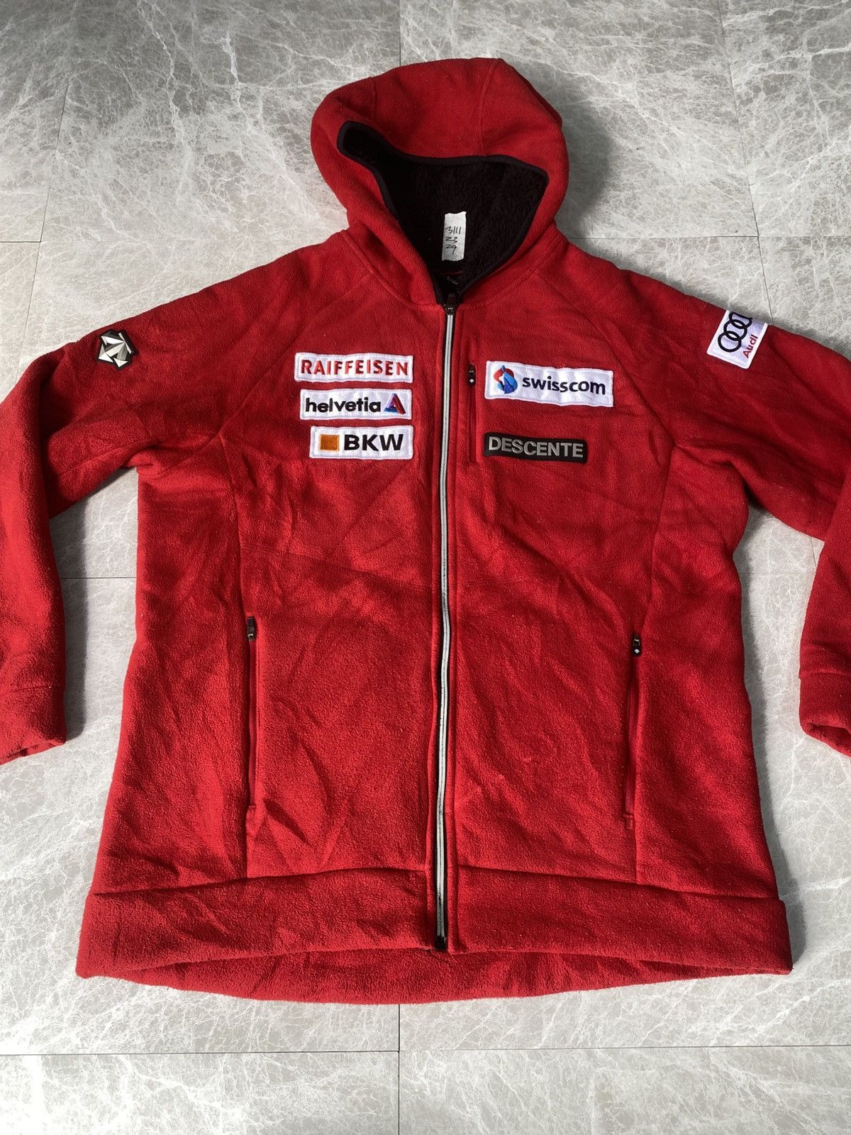 Descente Descente sweater zipper size xl audio raiffeisen BKW Size US XL / EU 56 / 4 - 1 Thumbnail