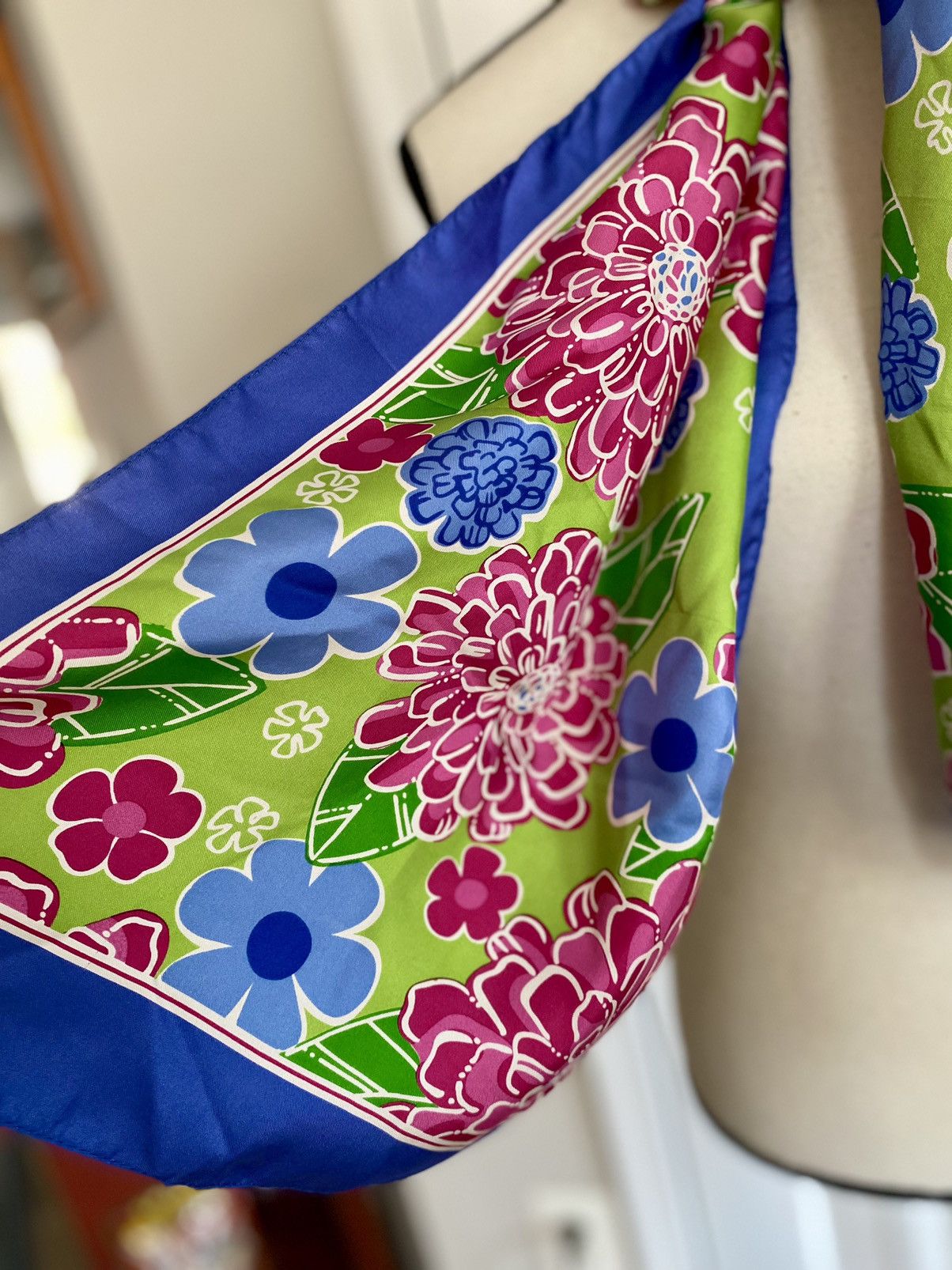 Lilly Pulitzer LILLY PULITZER FORD FLORAL SILK SCARF Size ONE SIZE - 7 Thumbnail