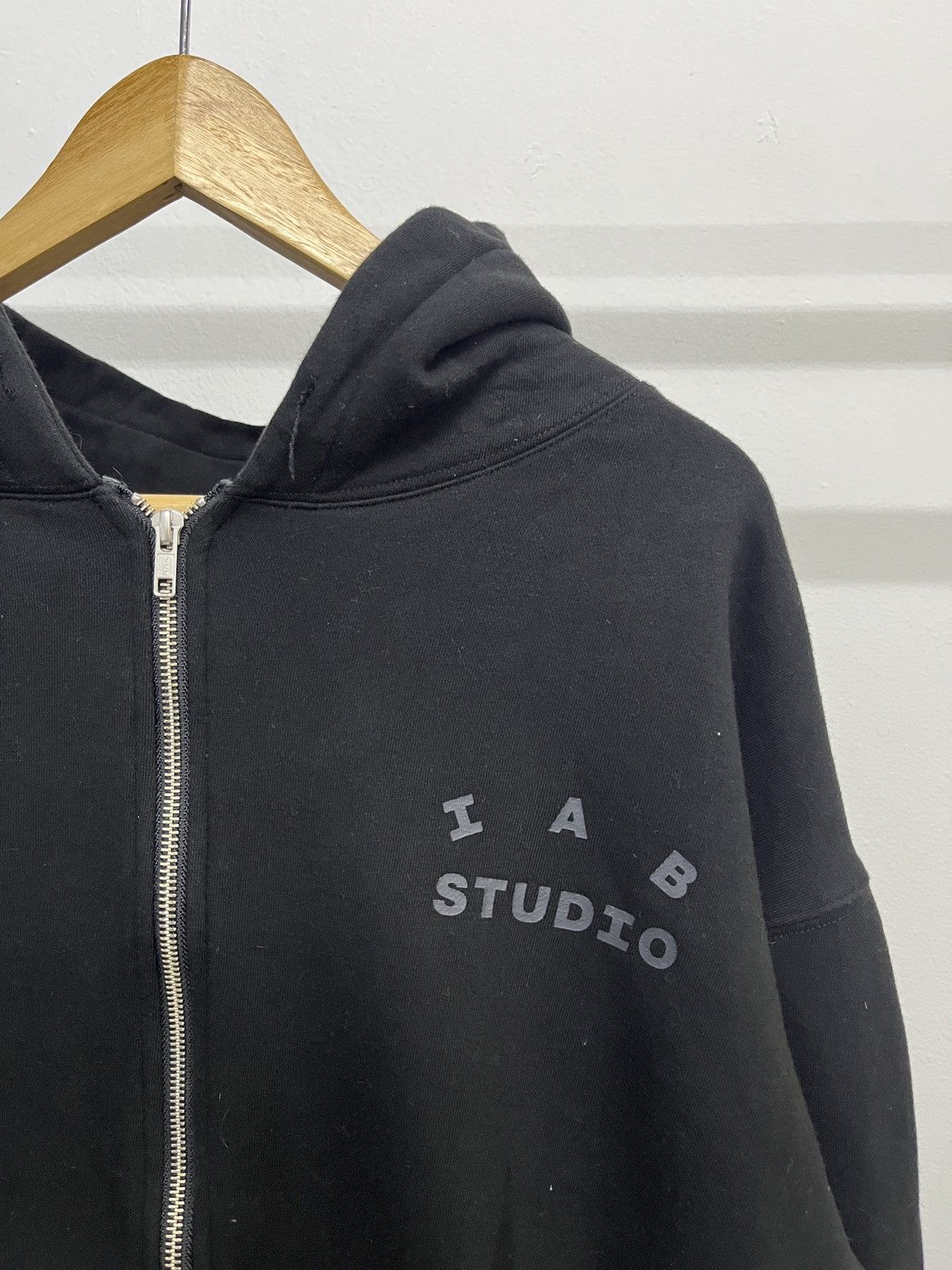 Other IAB Studio Korea Beenzino Boxy Zip-Up Hoodie JTBC Staff Size US L / EU 52-54 / 3 - 16 Thumbnail