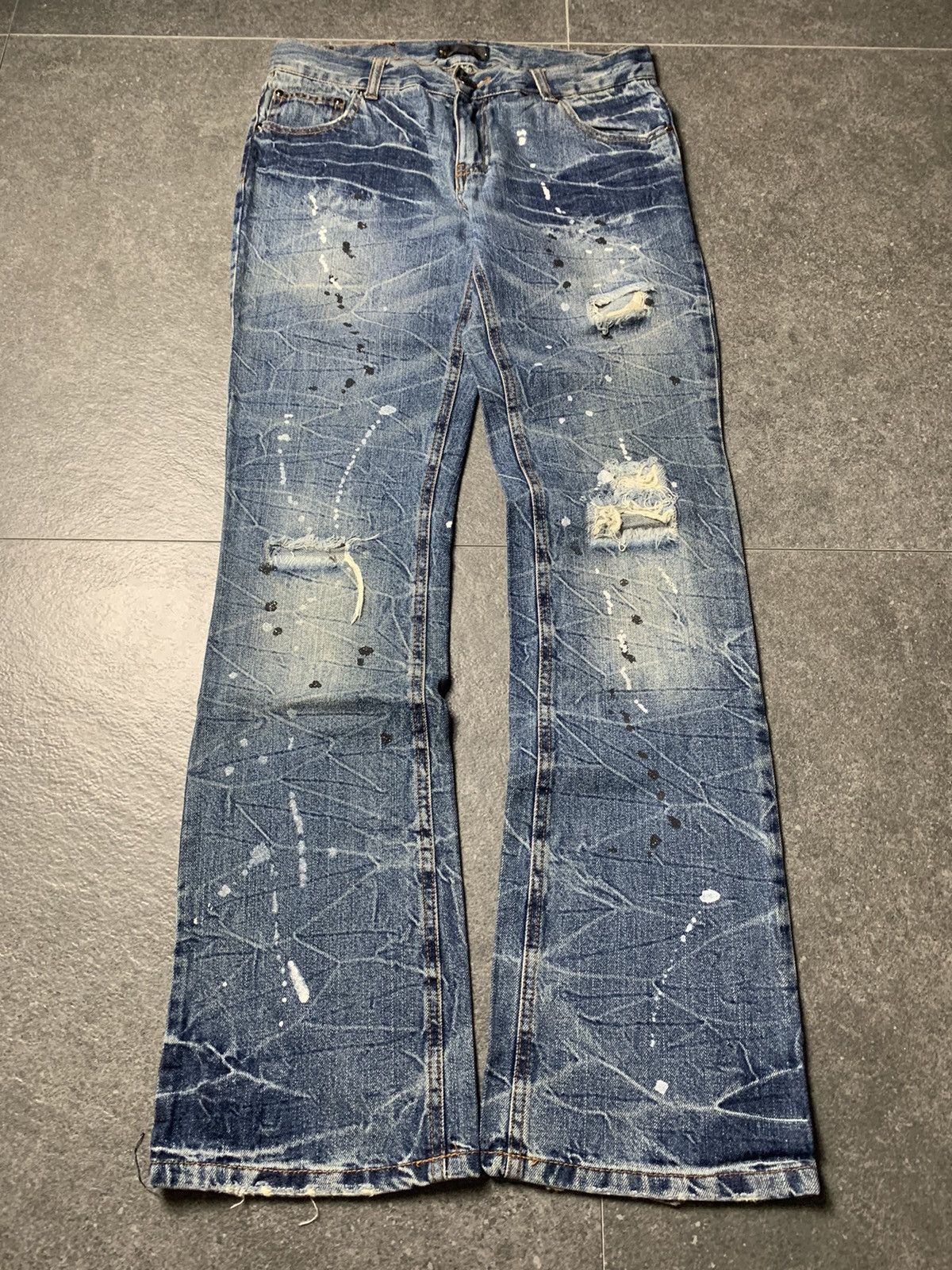 Japanese Brand 2000s Lowbox Honeycomb Splatted Bootcut Jeans Size US 29 - 2 Thumbnail