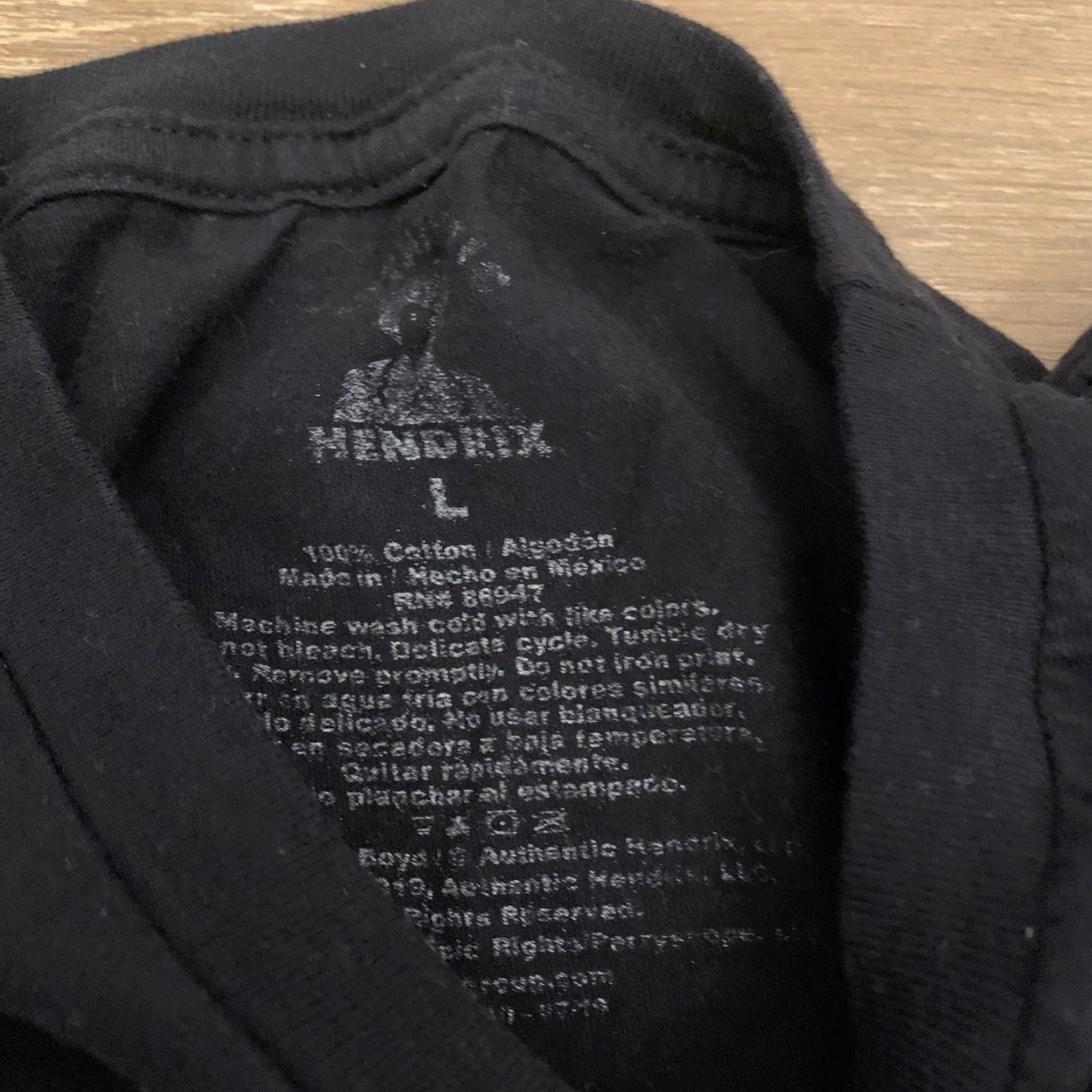 Vintage Authentic Hendrix T-Shirt Adult L Black Jimi Hendrix Rock Music Large Graphic 2010s Unisex Size US L / EU 52-54 / 3 - 3 Thumbnail