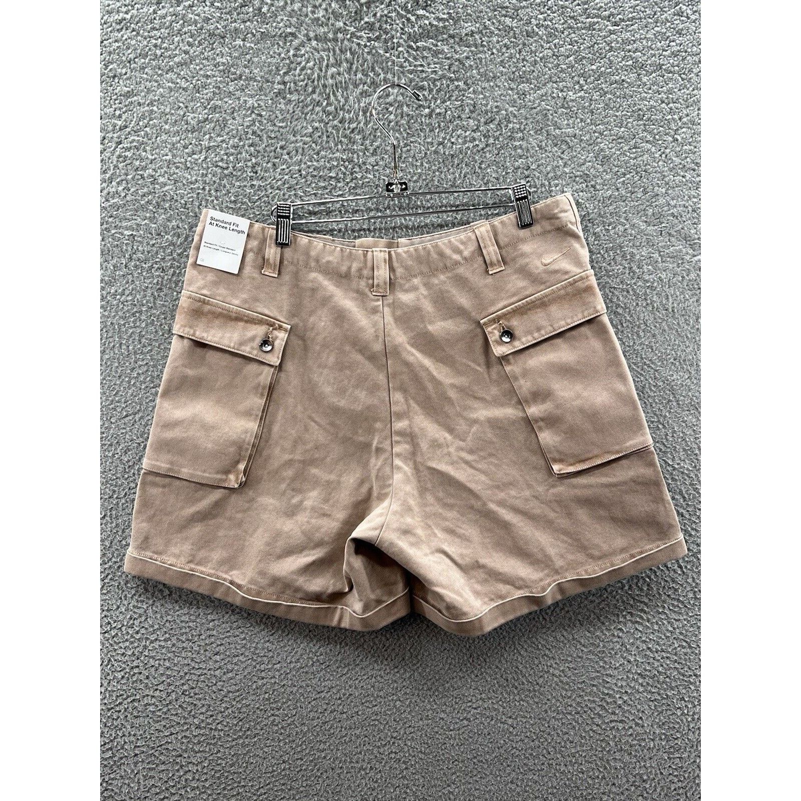 Nike Nike Life Men’s P44 Hemp Cargo Shorts Size 34 FZ6571-200 Size US 34 / EU 50 - 2 Thumbnail