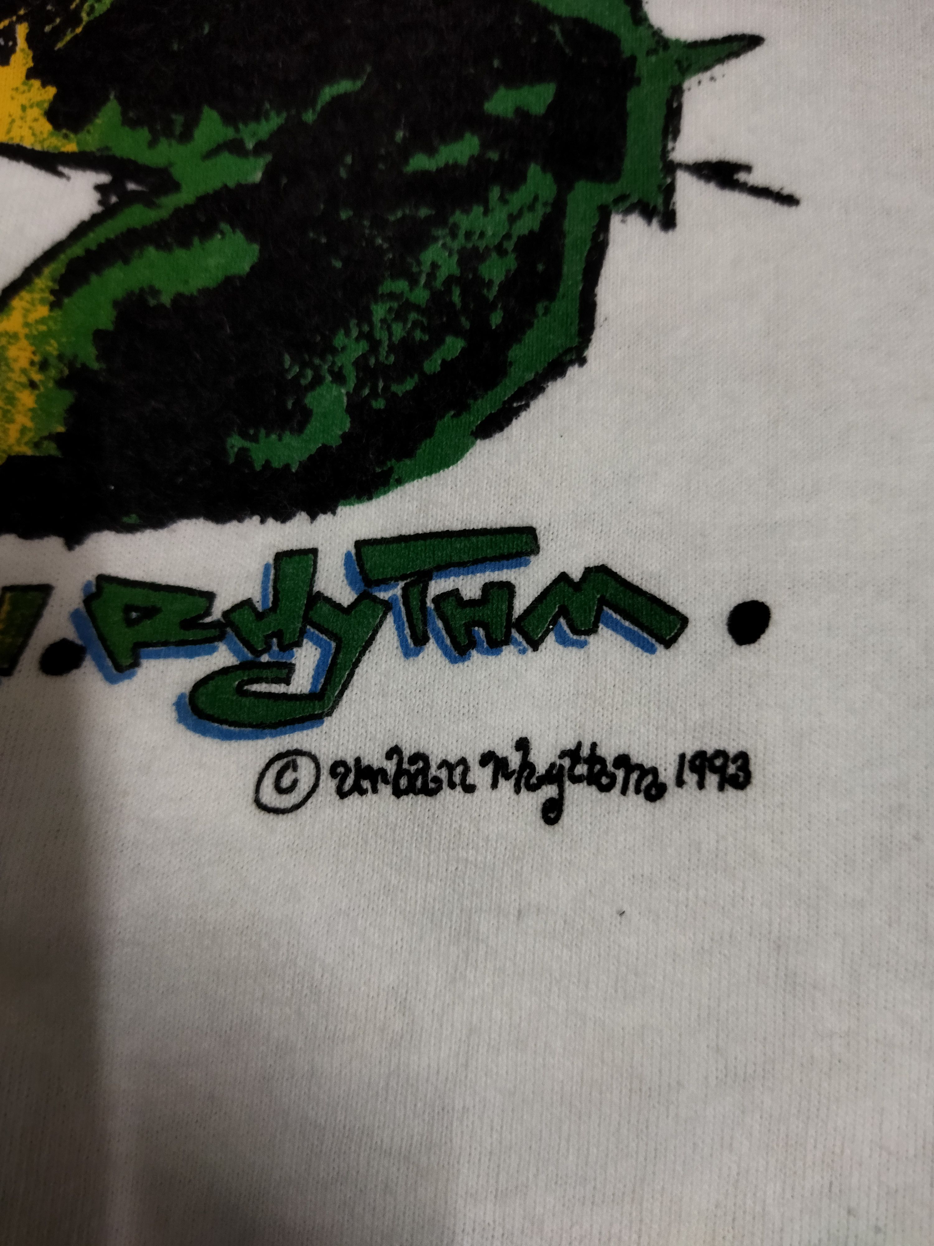 Vintage Vintage 1993 Urban Rhythm Tee Size US XL / EU 56 / 4 - 4 Thumbnail