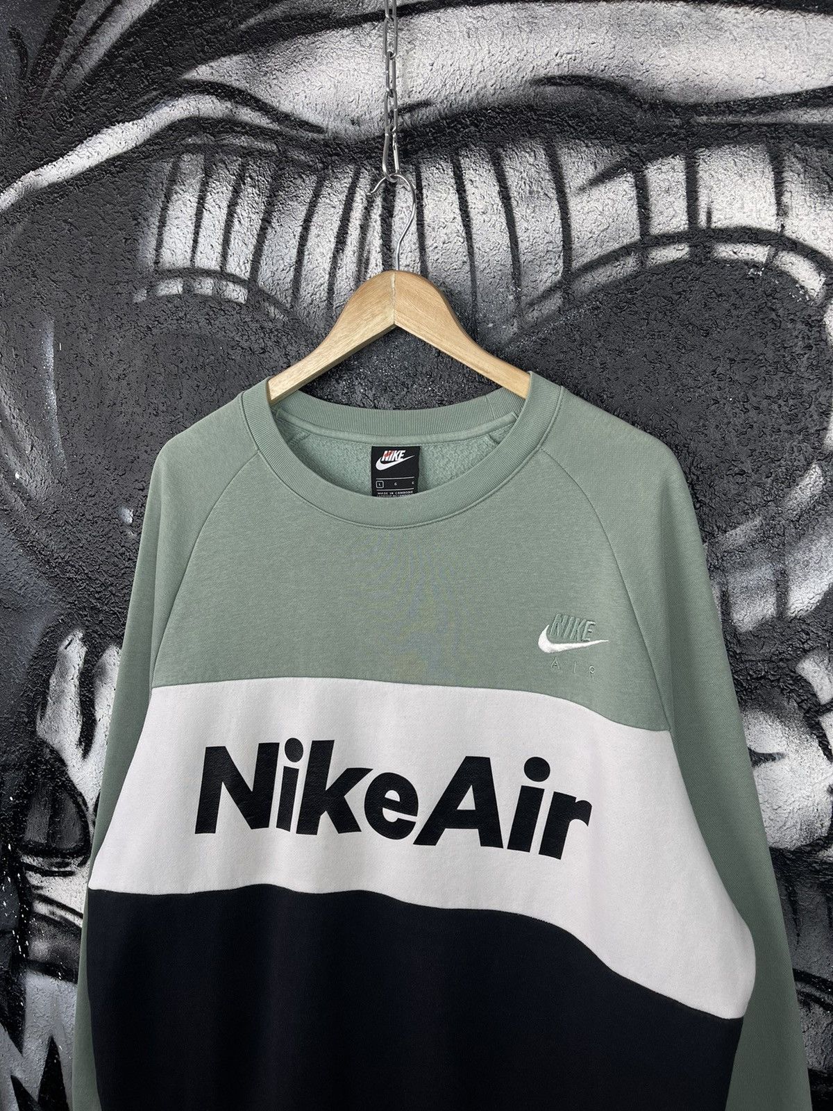 Nike Nike Air Sweatshirt Men’s Size L Size US L / EU 52-54 / 3 - 4 Thumbnail