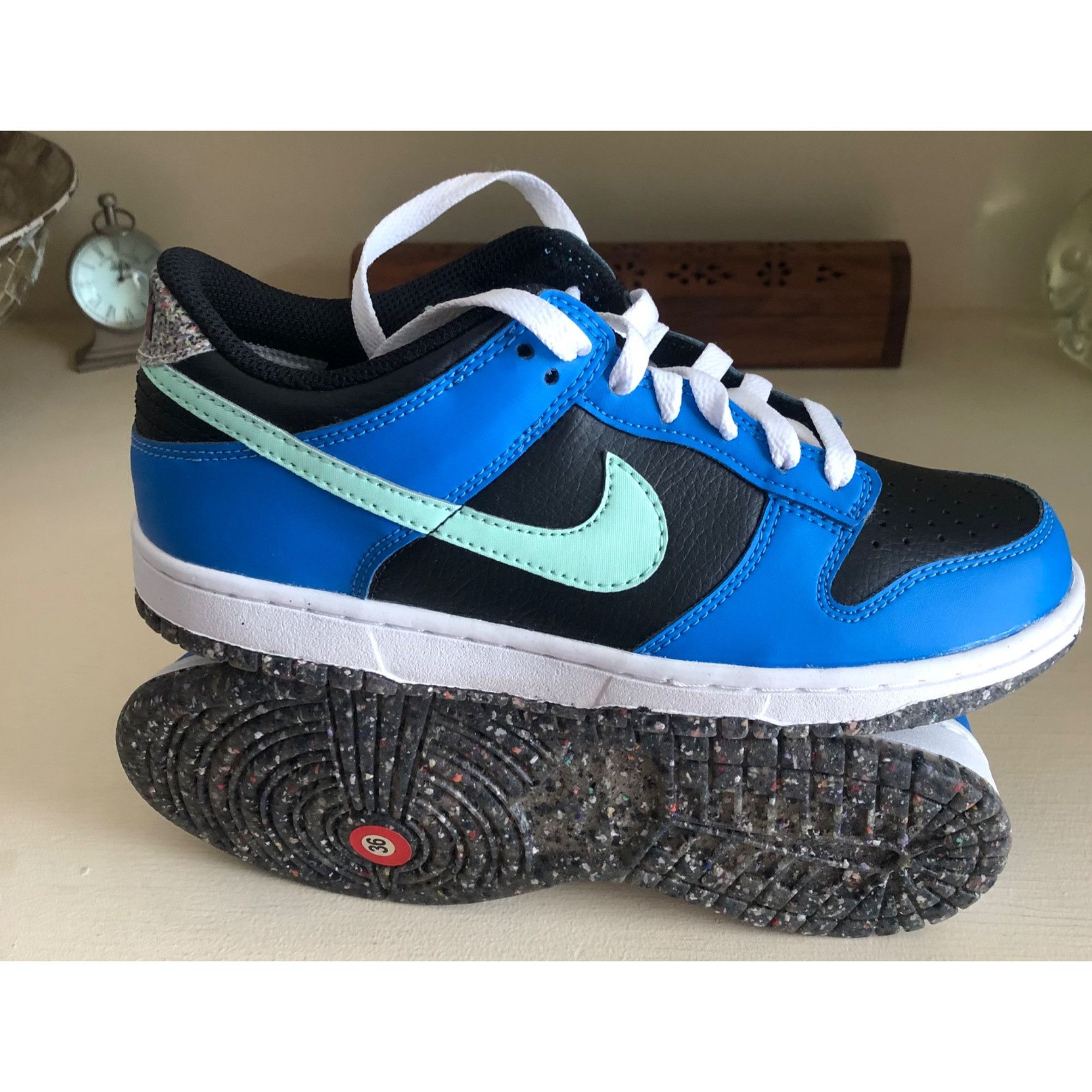 Nike NIB NIKE Dunk Low SE GS E Black Mint Foam Blue Size 6Y (7.5/ Size US 6 / EU 39 - 9 Thumbnail