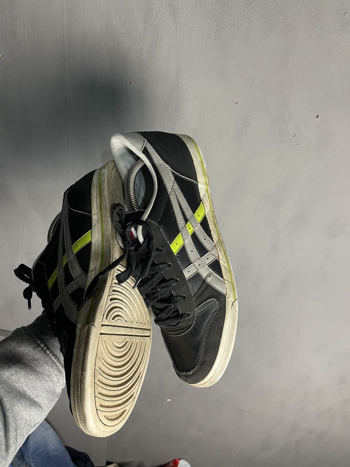 Asics Vintage ASICS onitsuka tiger leather shoes snickers Size US 10.5 / EU 43-44 - 4 Thumbnail