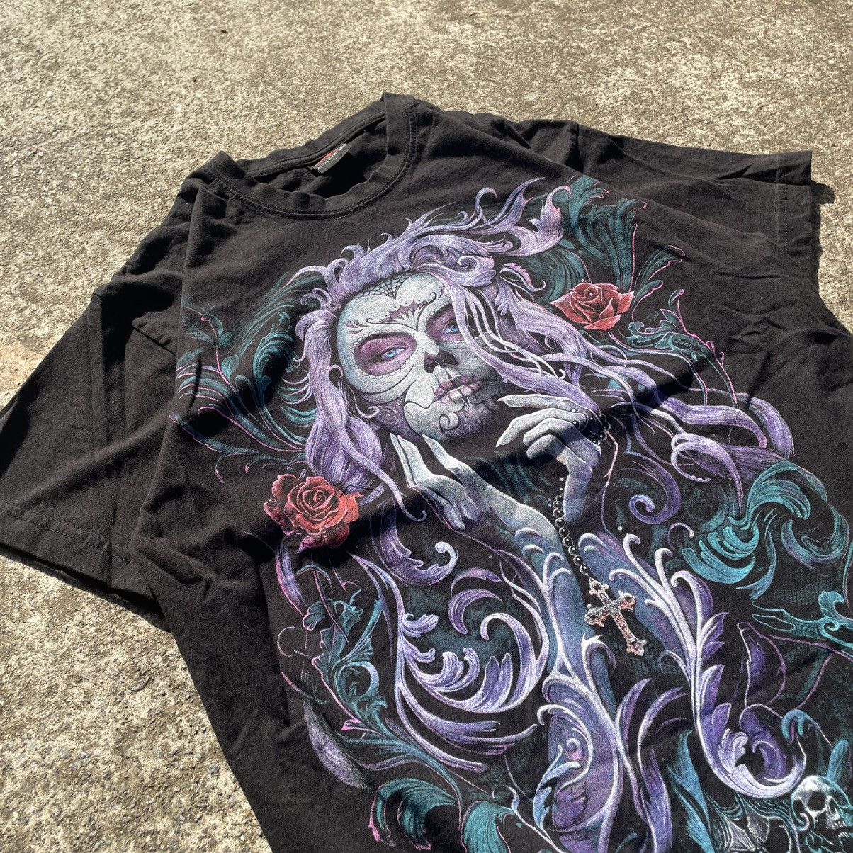 Vintage Vintage 2000’s Dead Girl Spiral AOP graphic t-shirt Size US L / EU 52-54 / 3 - 4 Thumbnail