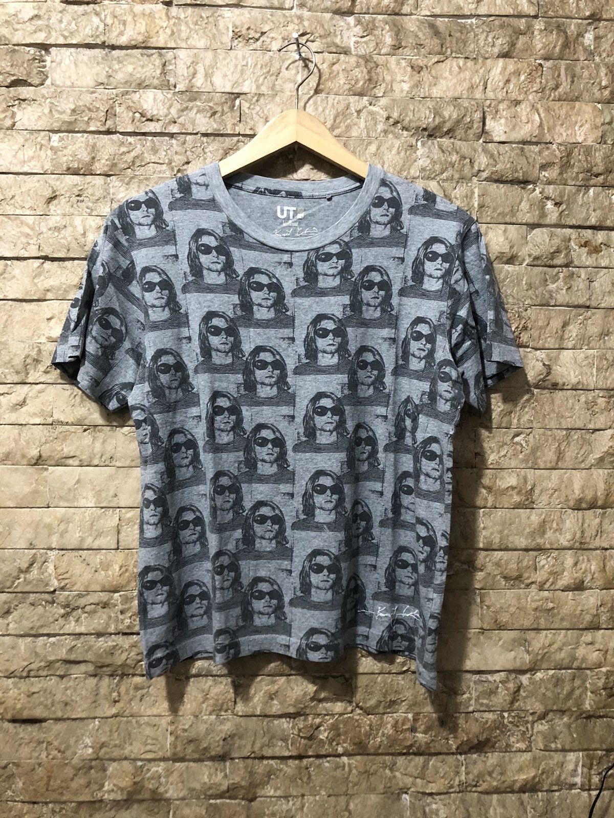 Band Tees × Japanese Brand × Uniqlo Uniqlo X Kurt Cobain tee Size US M / EU 48-50 / 2 - 1 Thumbnail