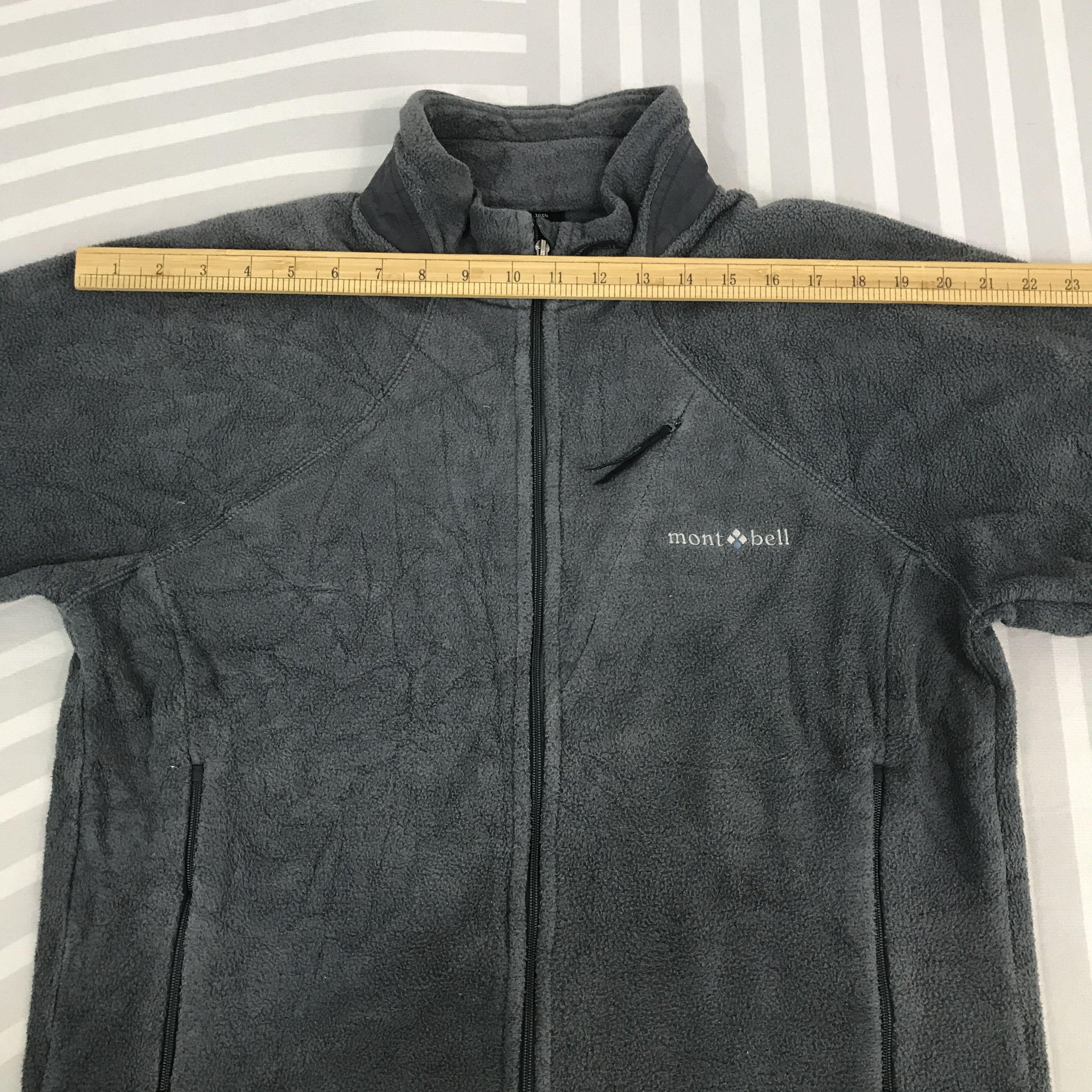Montbell × Vintage Vintage Montbell outdoor fleece zipper Jacket Size US L / EU 52-54 / 3 - 5 Thumbnail