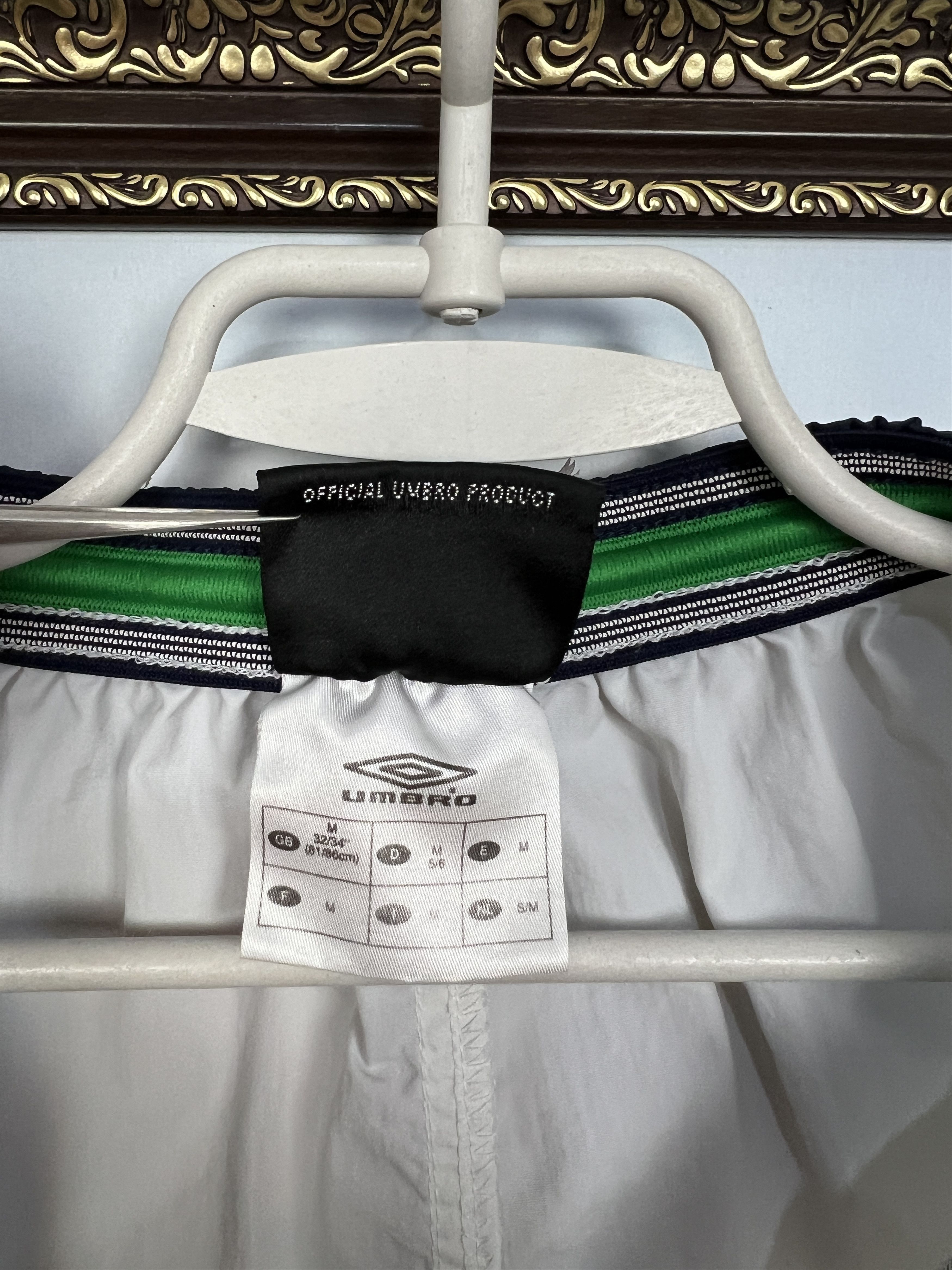 Umbro Vintage Umbro Republic Of Ireland Football Shorts M Size US 32 / EU 48 - 8 Thumbnail