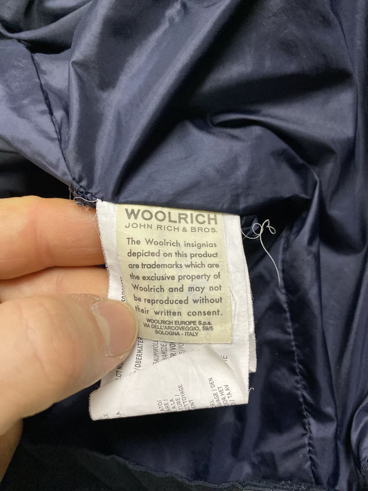 Woolrich Woolen Mills Woolrich cape patka navy waterproof windbreaker gorpcore Size US XL / EU 56 / 4 - 8 Thumbnail