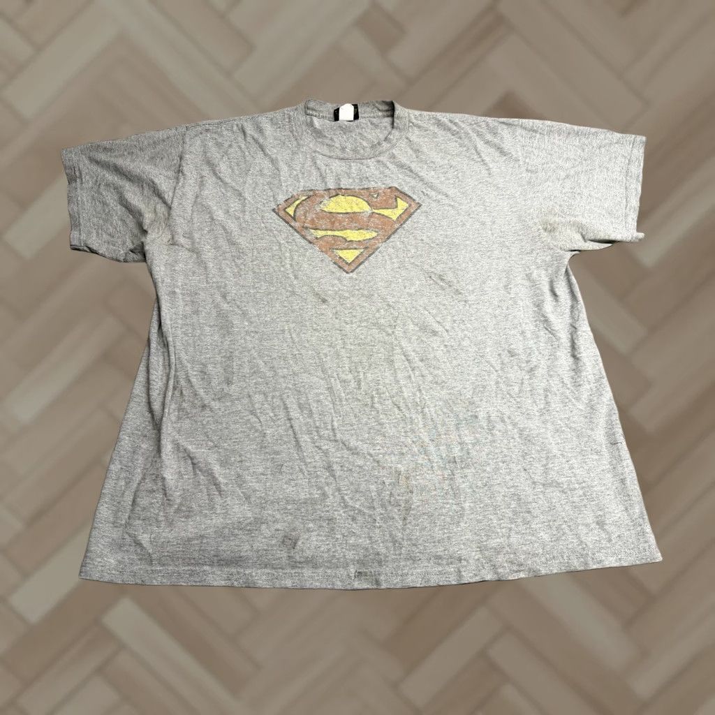 Vintage Warner Bros. DC Superman Logo T-Shirt Men's Medium Gray Solid Short Sleeve Crew Neck Pullover Boxy Vintage Style Graphic Tee Size US M / EU 48-50 / 2 - 1 Thumbnail