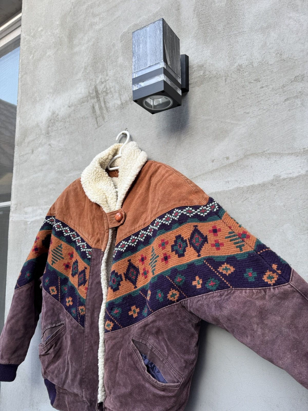 Vintage Vintage 90s Suede Aztec Jacket Shearling Ethno Chic Boho Size US L / EU 52-54 / 3 - 11 Thumbnail