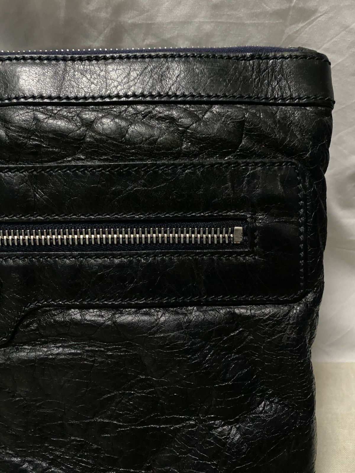 Balenciaga Balenciaga - 2000’s - Lambskin Leather City Clip Clutch Bag Size ONE SIZE - 4 Thumbnail