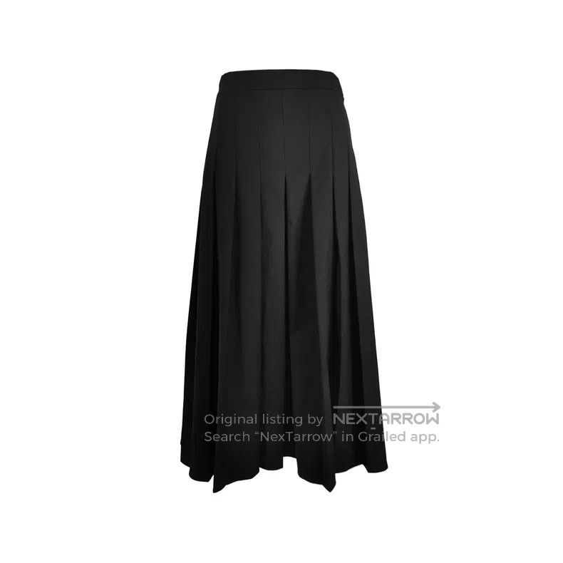 Fendi Fendi Black pleated skirt Size 26" / US 2 / IT 38 - 1 Thumbnail