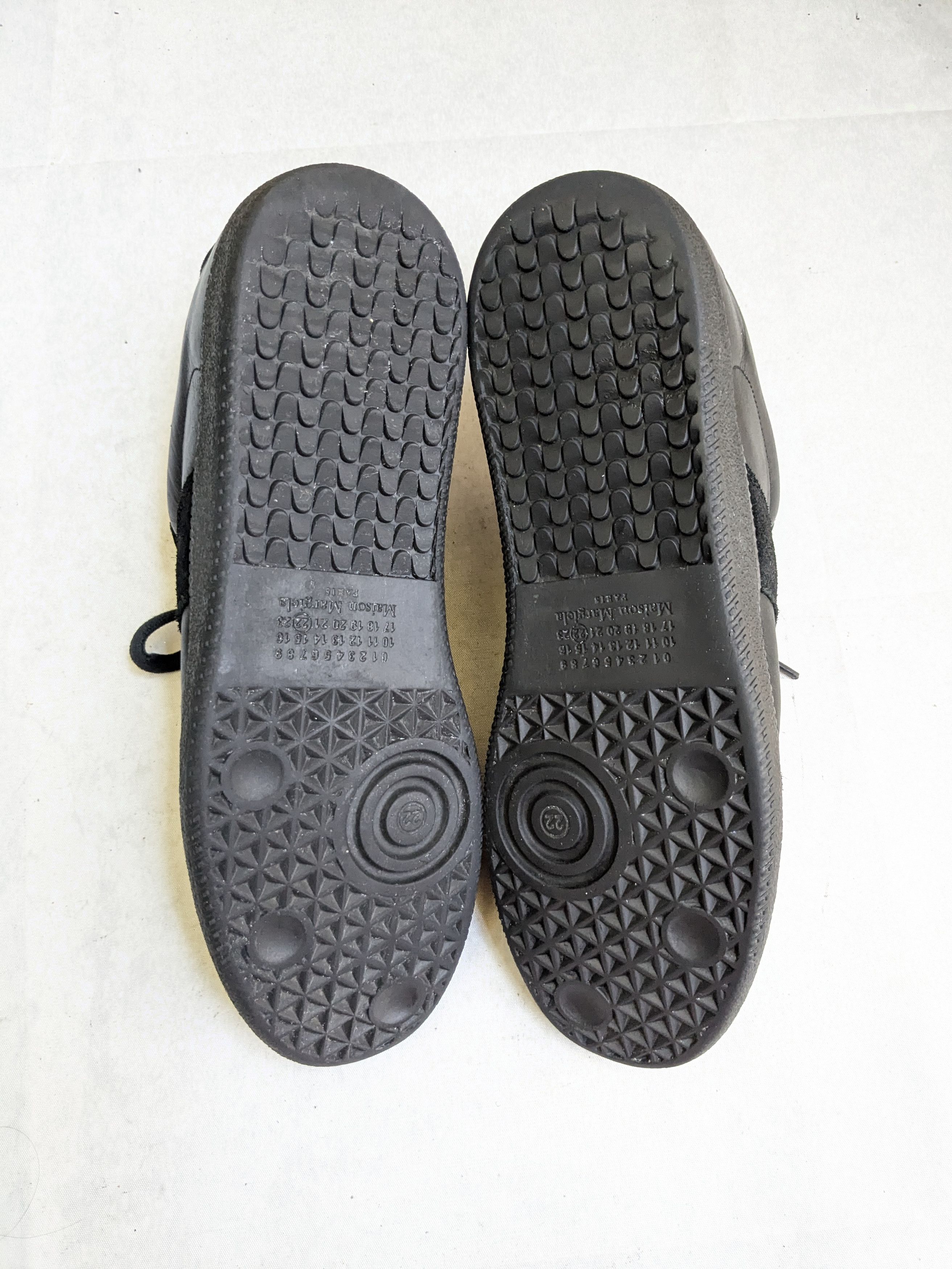 Maison Margiela Maison Margiela GAT Replica Black 9.5 42.5 Low Tops Size US 9.5 / EU 42-43 - 15 Thumbnail