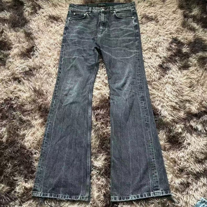 Balenciaga Balenciaga Flared Denim Jeans 2022 - dmc Size US 26 / EU 42 - 1 Thumbnail