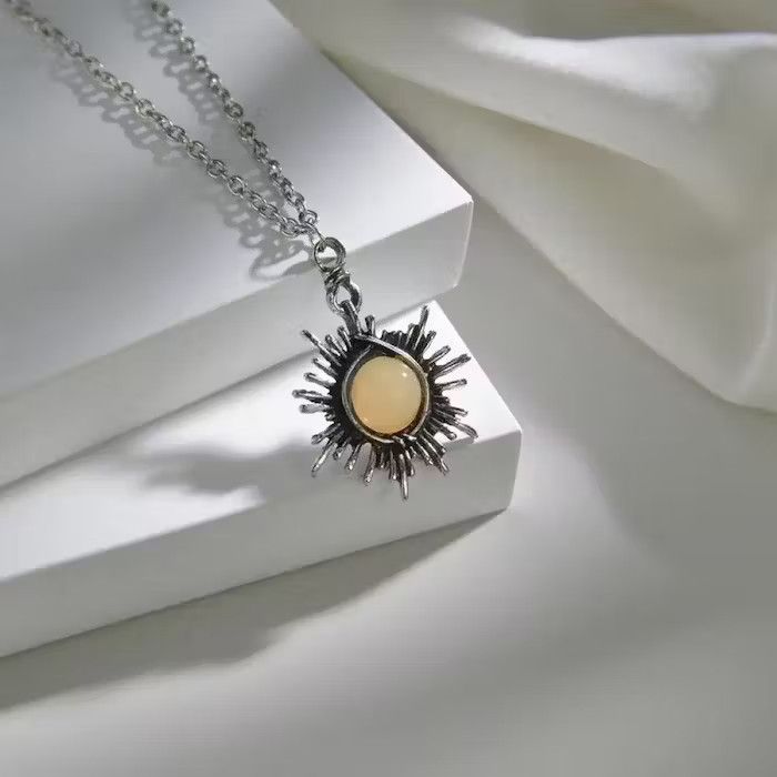 Jewelry Unique Pendant Necklace Size ONE SIZE - 3 Thumbnail