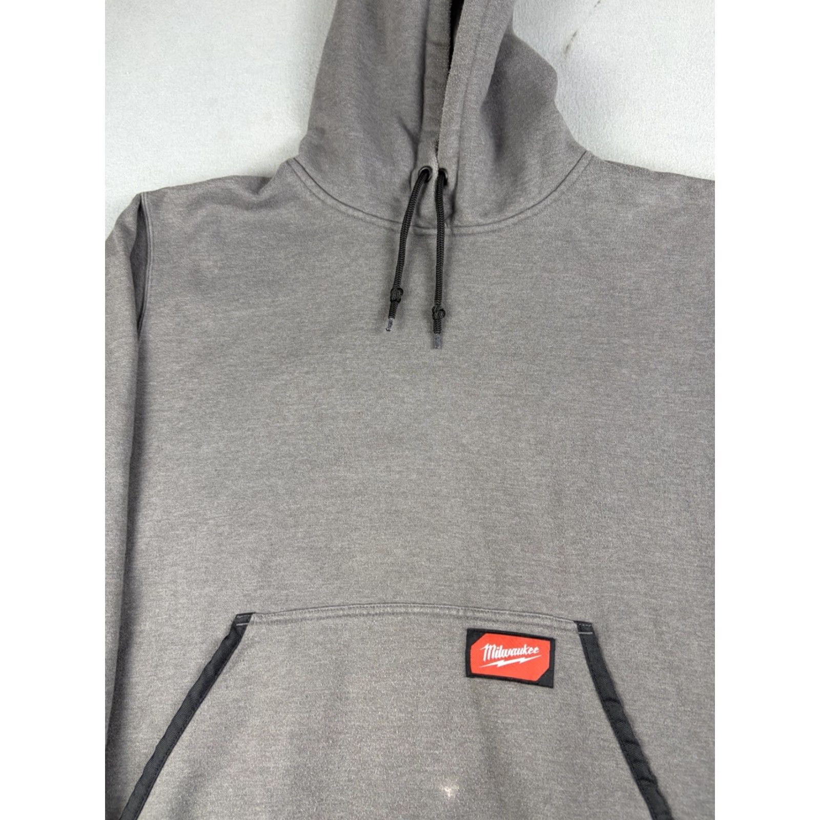 Vintage Milwaukee Sweatshirt Men’s Large Gray Hoodie Pullover Workwear Sweatshirt Fleece Cotton Regular Size L Men Retro Size US L / EU 52-54 / 3 - 2 Thumbnail