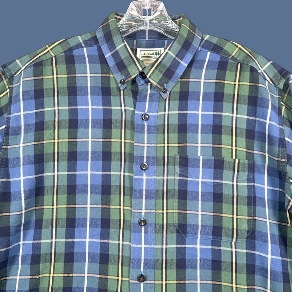 Vintage L.L. Bean Shirt Plaid Button-Up L Reg Blue Green 100% Cotton Button-Down Pocket Mens Mens Regular Size US L / EU 52-54 / 3 - 1 Thumbnail