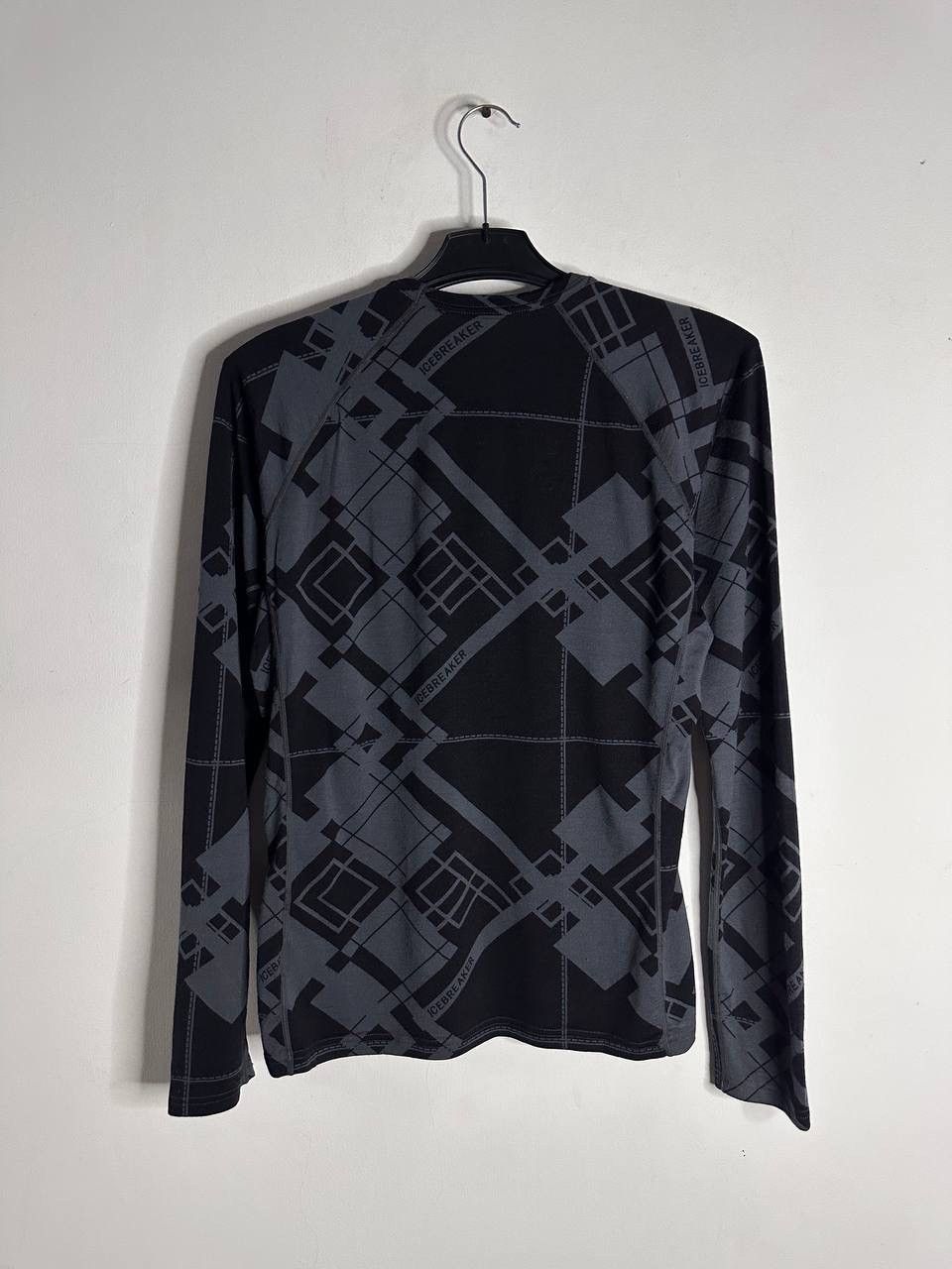 Icebreaker Icebreaker Merino Wool Base Layer Top Men’s S Long Sleeve Size US S / EU 44-46 / 1 - 8 Thumbnail