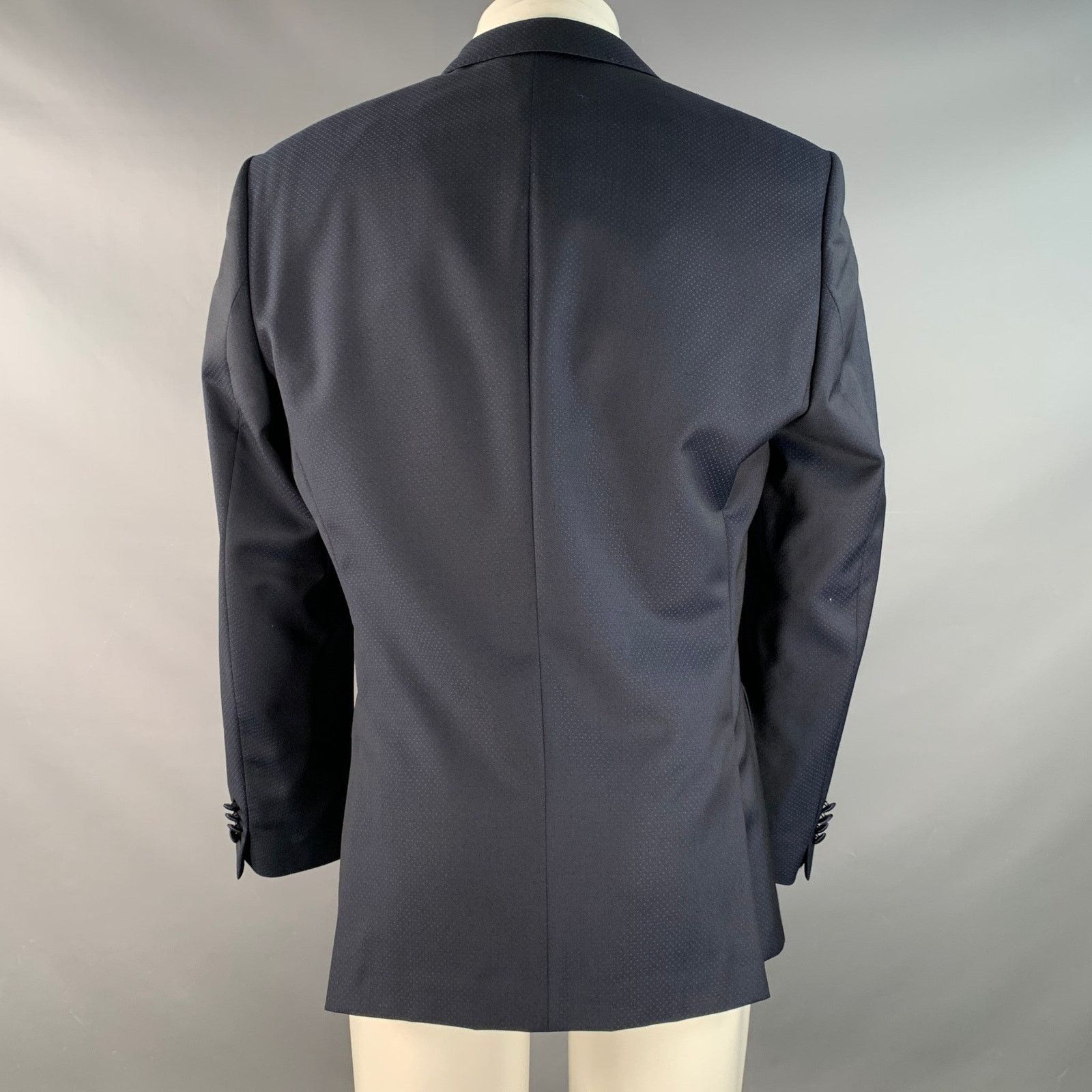Hugo Boss 42 Long Navy Blue Dots Virgin Wool Peak Lapel Sport Coat Size 42R - 3 Thumbnail