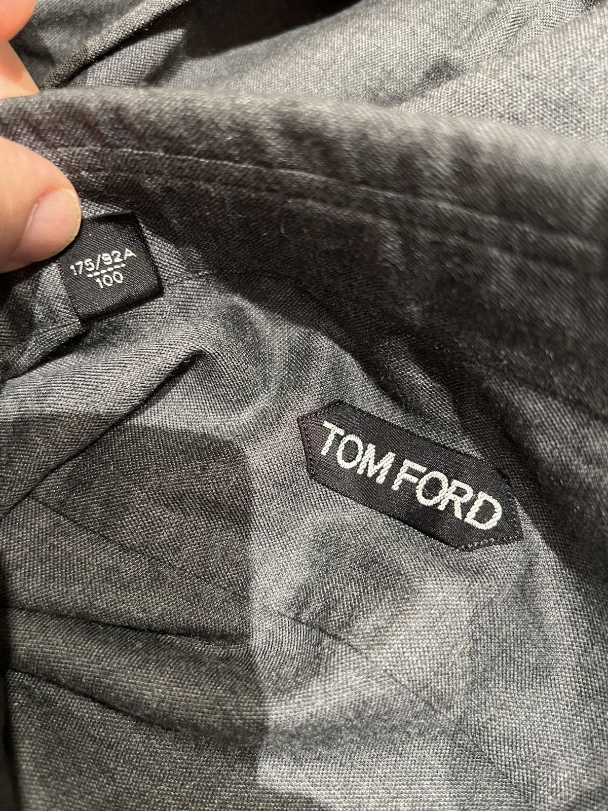 Tom Ford TOM FORD Grey Dress Shirt Size 15.3/4 44 Long Sleeves Size US M / EU 48-50 / 2 - 10 Thumbnail
