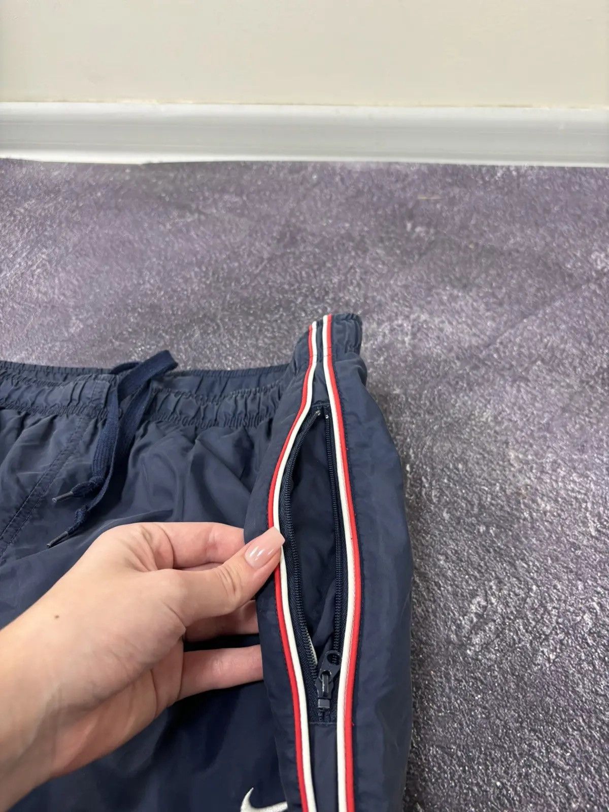 Nike × Vintage Vintage Nike Y2K Swoosh Retro Hype Baggy Nylon Track Pants Size US 32 / EU 48 - 8 Thumbnail