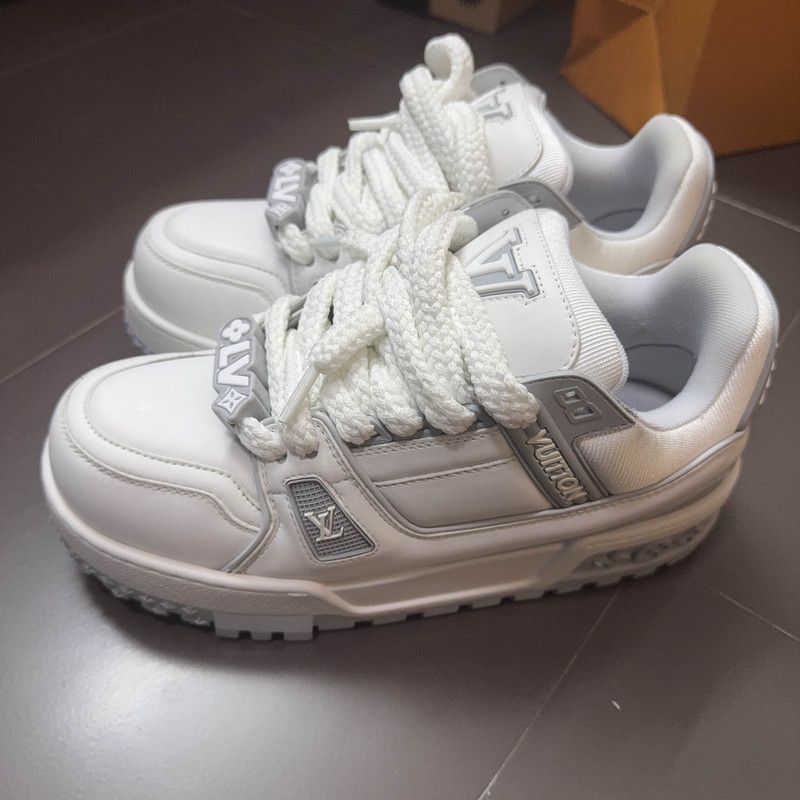 Louis Vuitton Louis Vuitton Trainer Maxi Leather Sneakers for Women 0079 Size US 8 / IT 38 - 1 Thumbnail