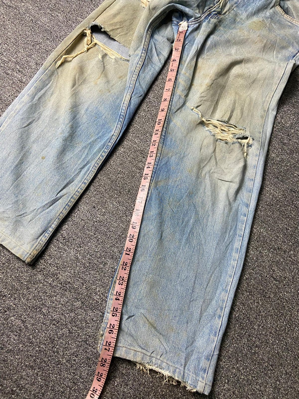 Levi's Levis Strauss Co. Ripped Denim Jeans (158) Size US 30 / EU 46 - 6 Thumbnail
